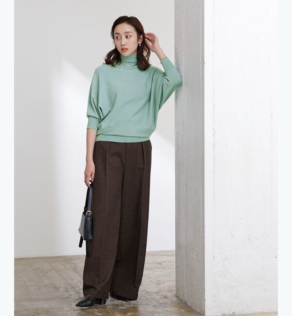 ur's「【星玲奈さんコラボアイテム】ハイネックドルマンスリーブニット」|ニット・セーター|