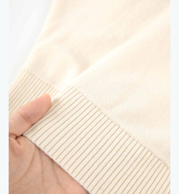 ur's「【星玲奈さんコラボアイテム】ハイネックドルマンスリーブニット」|ニット・セーター|