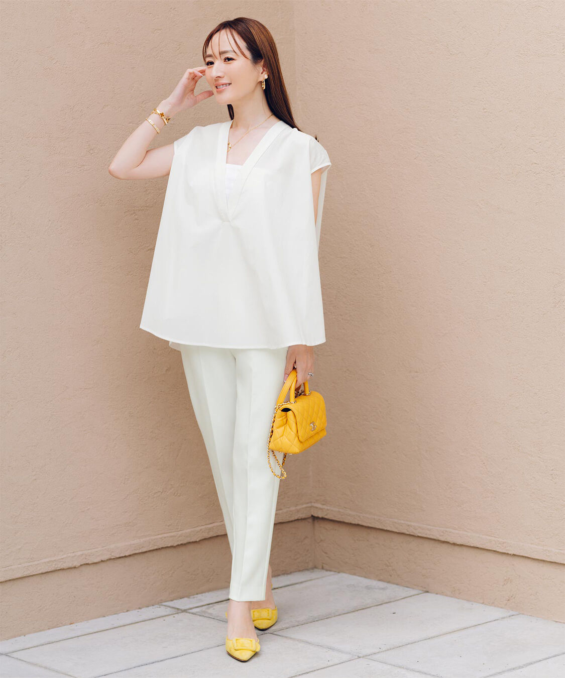 ur's「【星玲奈さんコラボアイテム】ディープVネックボウタイブラウス」|シャツ・ブラウス|