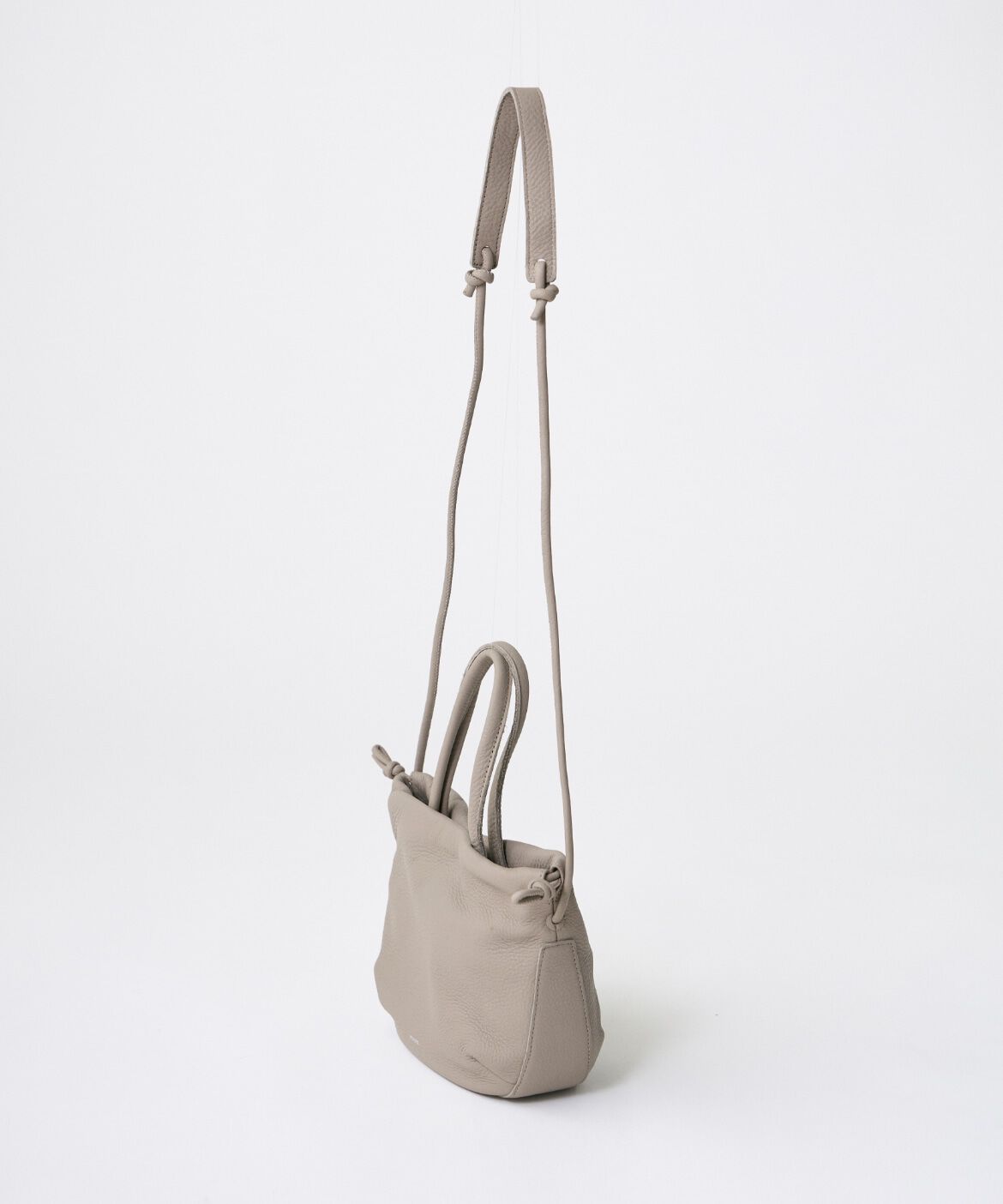 7-IDconcept.「カウレザー巾着ショルダーバッグ」|ショルダー・メッセンジャー|