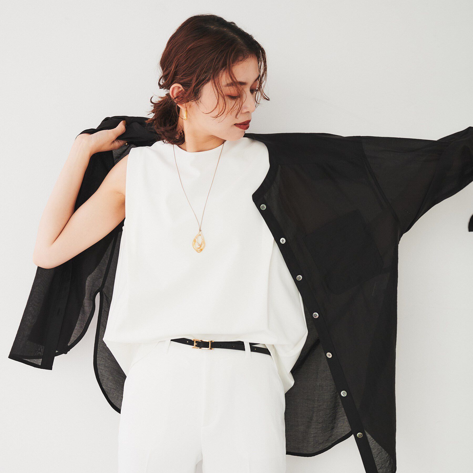 UNTITLED「【二の腕スッキリ/なめらか素材】タックノースリーブ」|Tシャツ・カットソー|