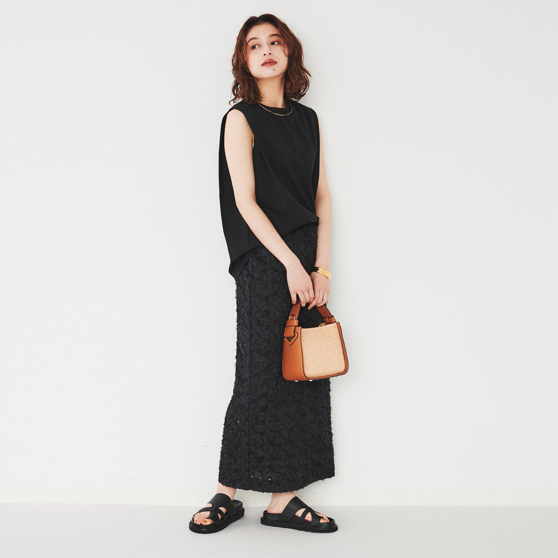 UNTITLED「【二の腕スッキリ/なめらか素材】タックノースリーブ」|Tシャツ・カットソー|