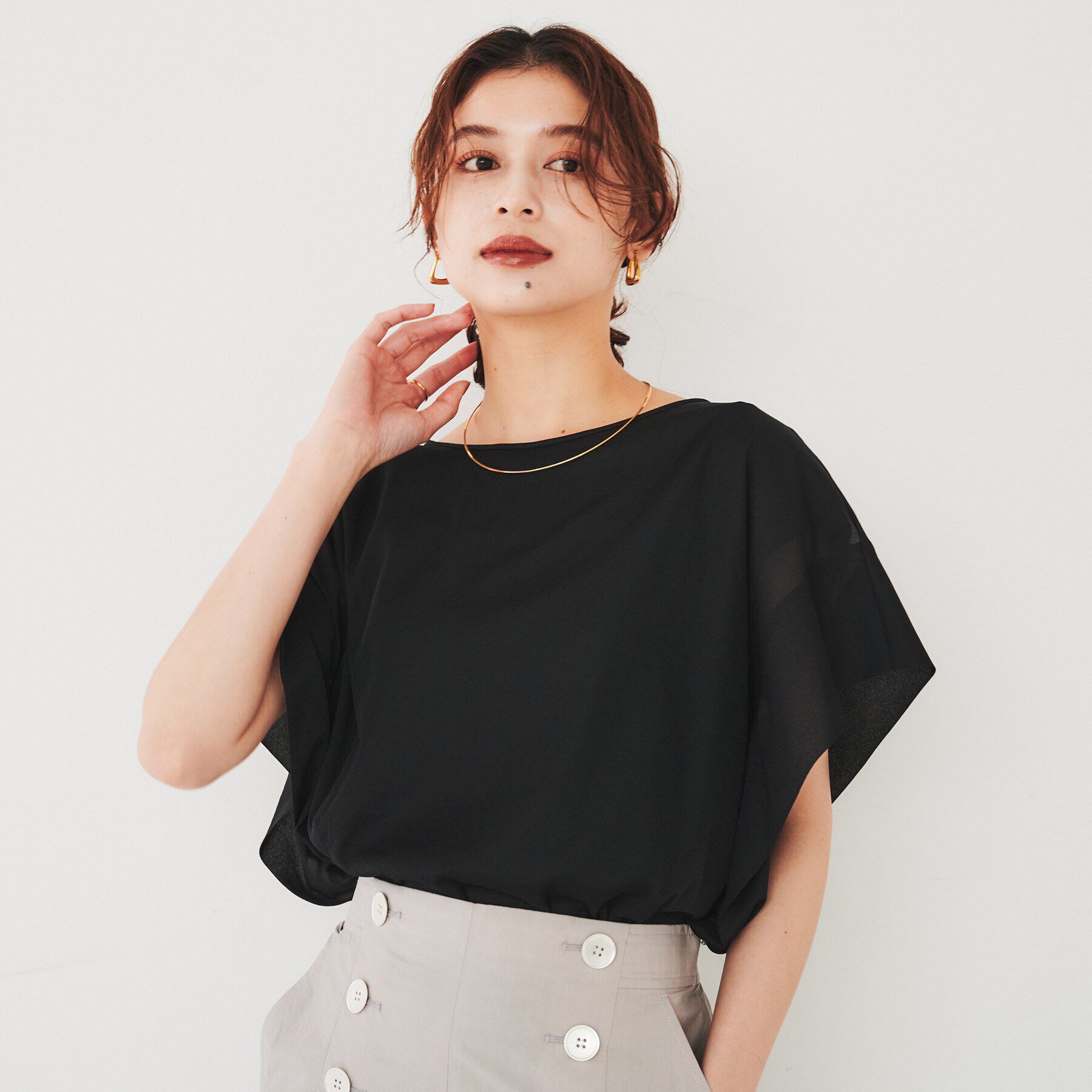 UNTITLED「【シアー/二の腕カバー】トリコットドッキングプルオーバー」|Tシャツ・カットソー|ブラック(019)