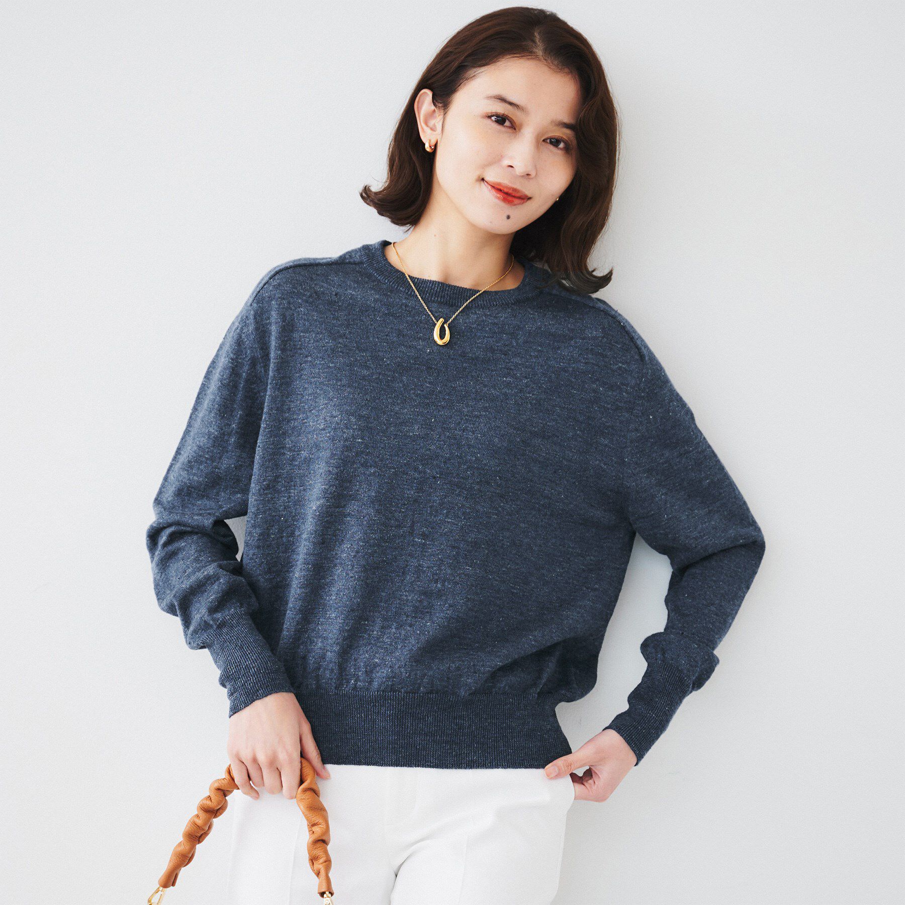 UNTITLED「【アンサンブル可能/洗える】リネン混ベーシックニット」|ニット・セーター|ネイビー(094)