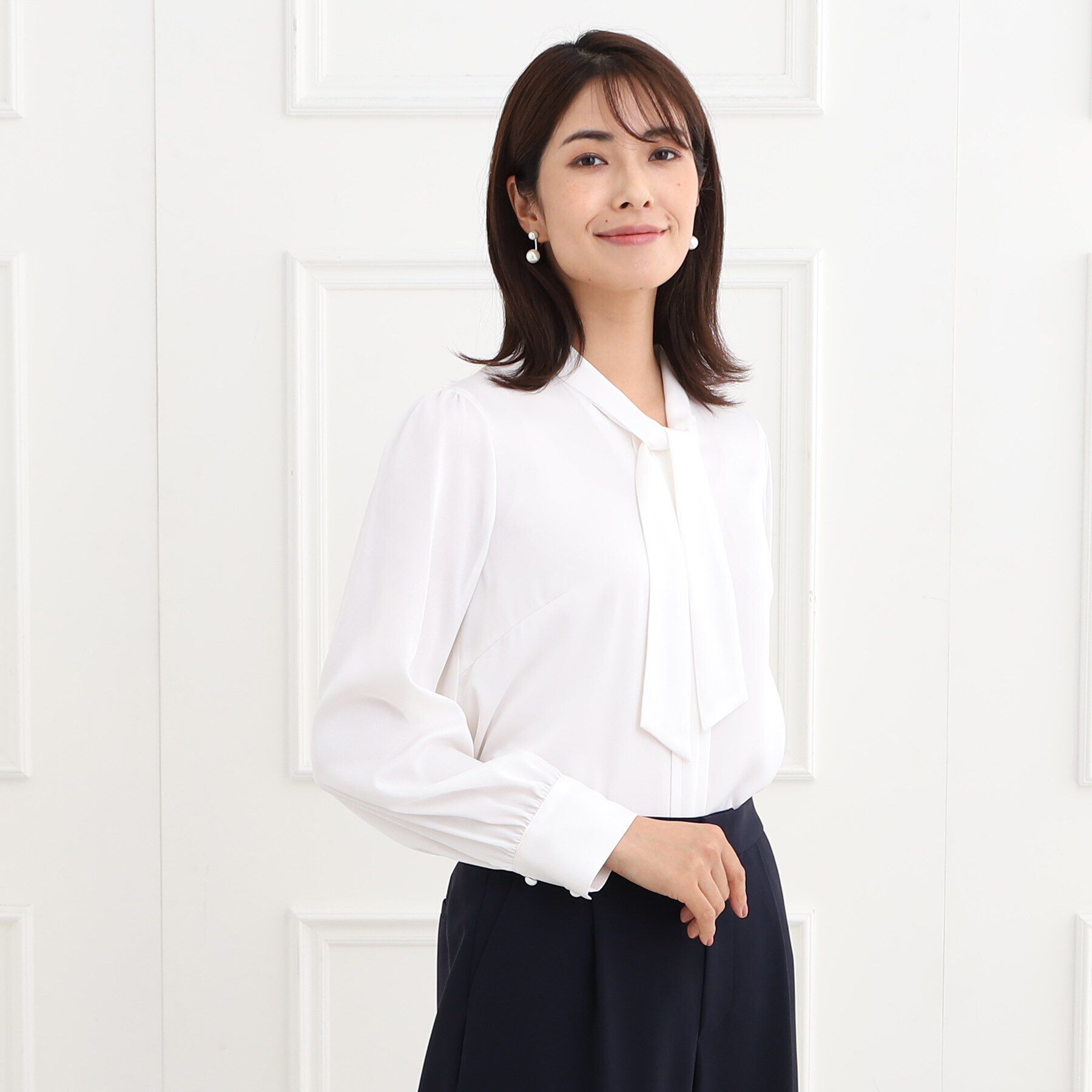 Reflect「【夏SALE／フォーマル/マシンウォッシュ可】シルキーボウタイデザインブラウス」|シャツ・ブラウス|