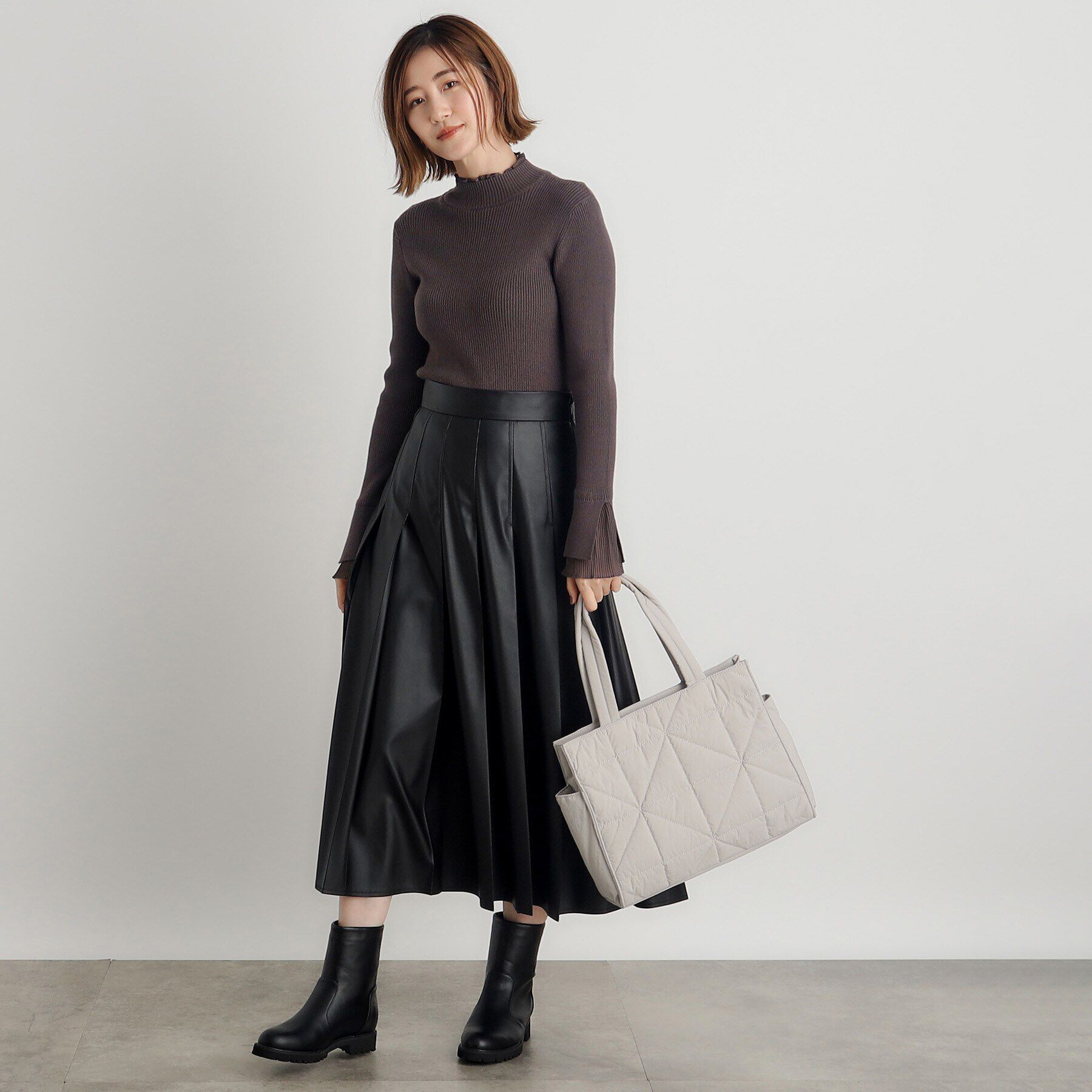 grove「【A4・軽量】キルト多ポケトート」|トートバッグ|