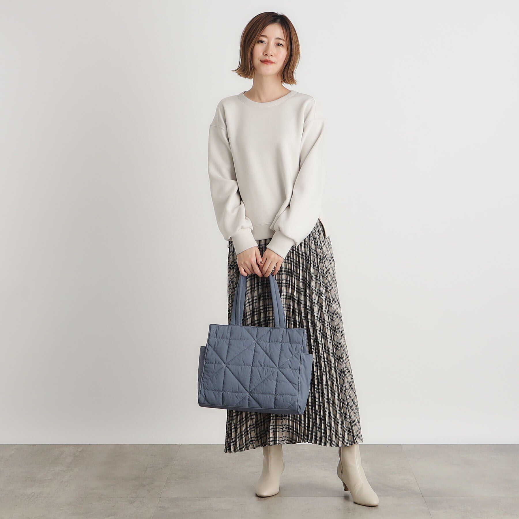 grove「【A4・軽量】キルト多ポケトート」|トートバッグ|