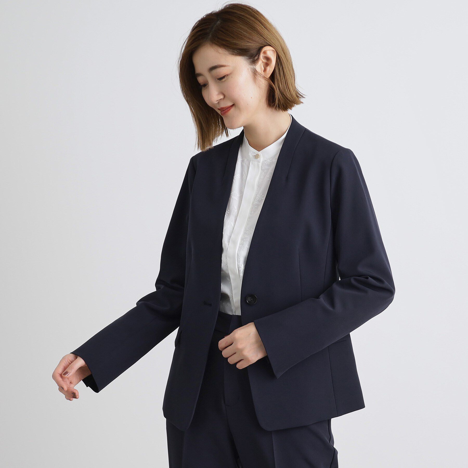 grove「しなやかストレッチ イージーケアジャケット」|ノーカラージャケット|