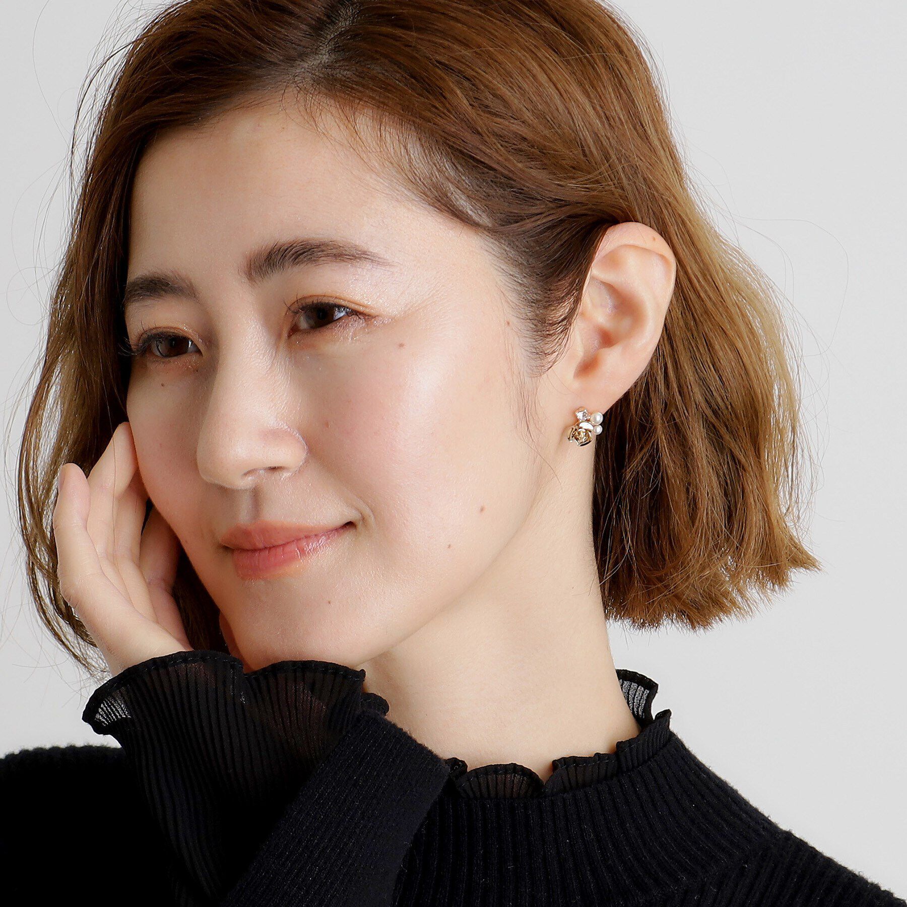 grove「フェイクパールメタルローズピアス」|ピアス|