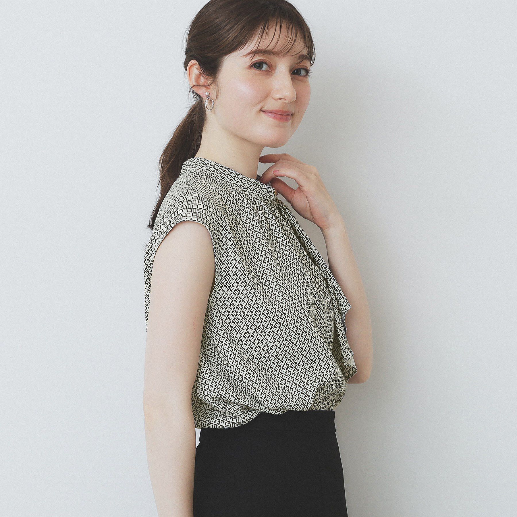 index「アシンメトリーボウタイブラウス【洗濯機洗い可】」|シャツ・ブラウス|