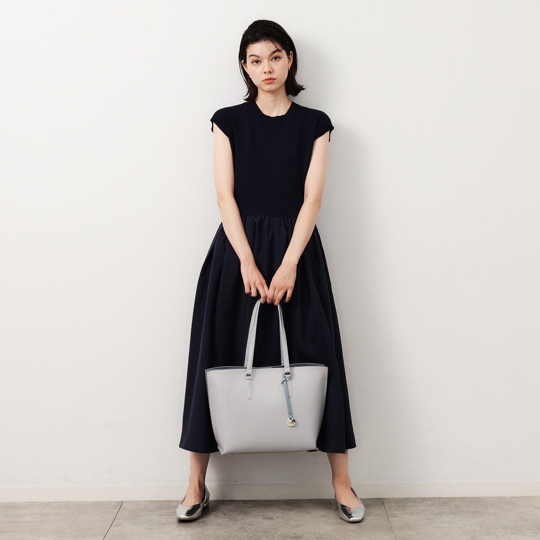 OPAQUE.CLIP「【A4サイズ対応／通勤対応】バイカラースムース合皮トートバッグ」|トートバッグ|