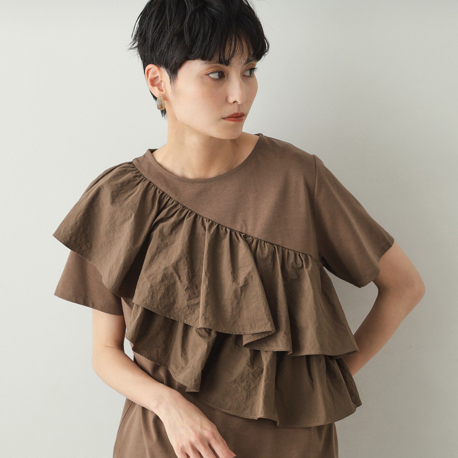 OPAQUE.CLIP「2段フリルカットソー【洗濯機洗い可】」|Tシャツ・カットソー|ブラウン(043)