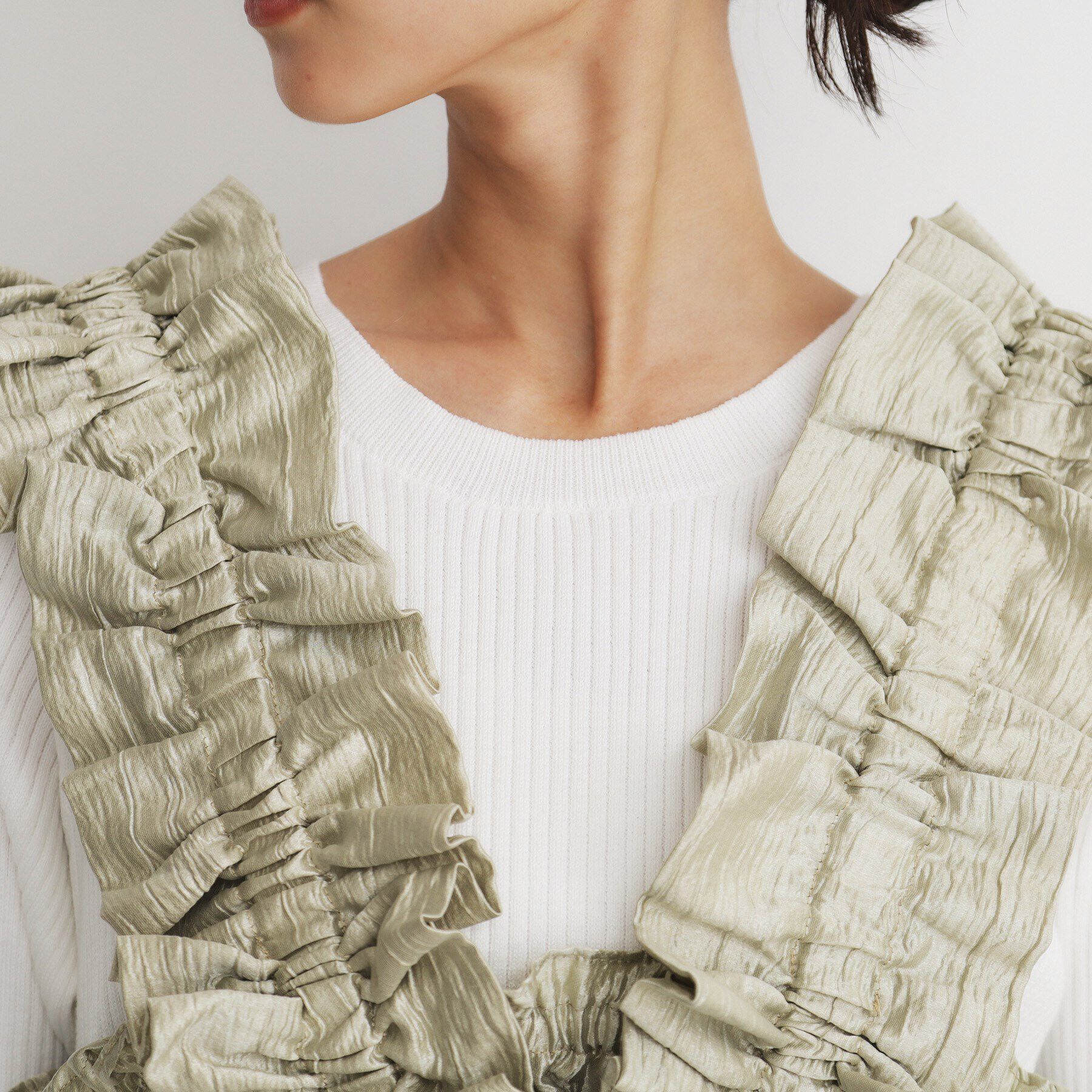 THE SHOP TK「ブライトフリルビスチェ」|ベスト・ジレ|