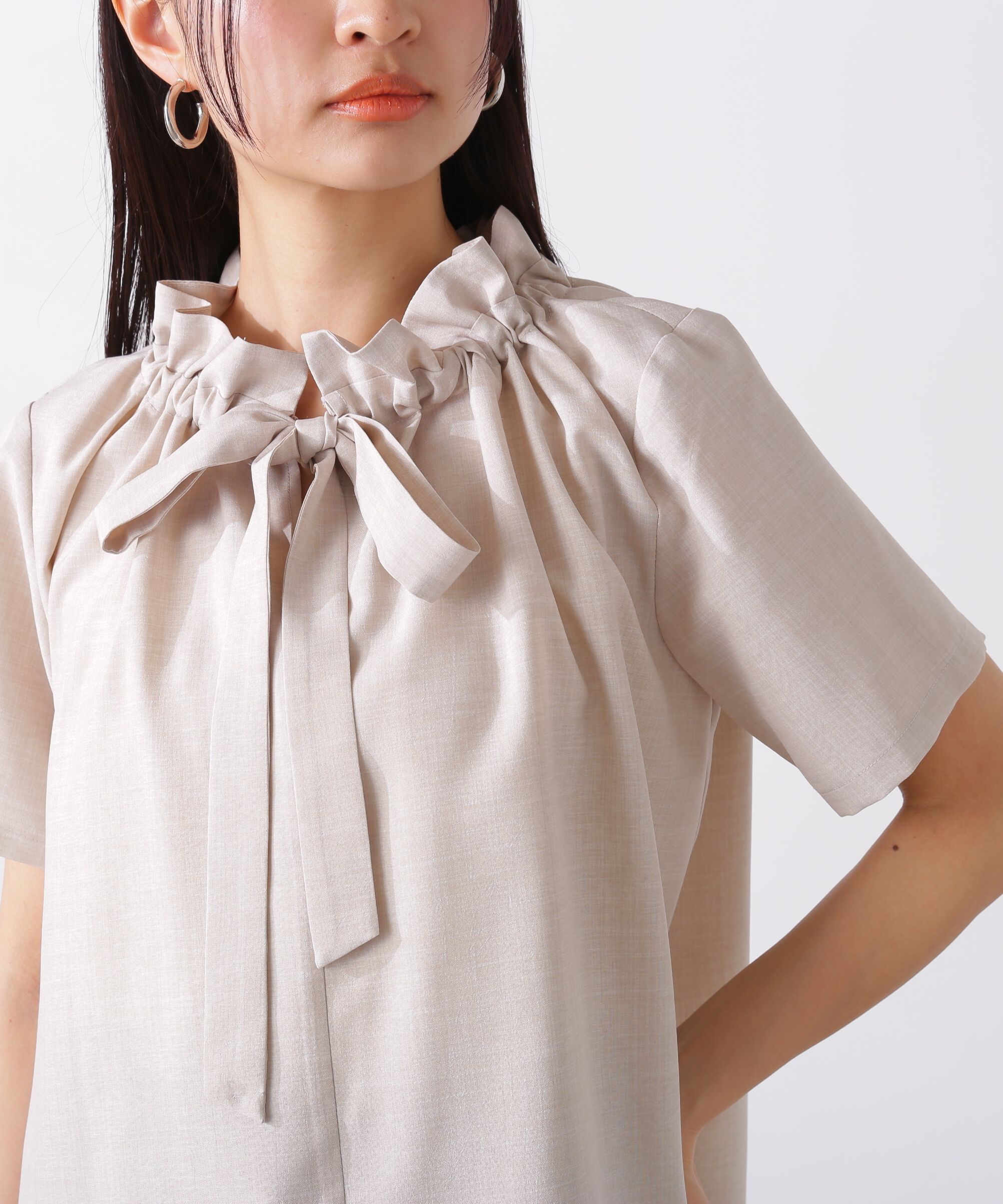  「ドライタッチポプリンフリルリボンタイブラウス」|シャツ・ブラウス|