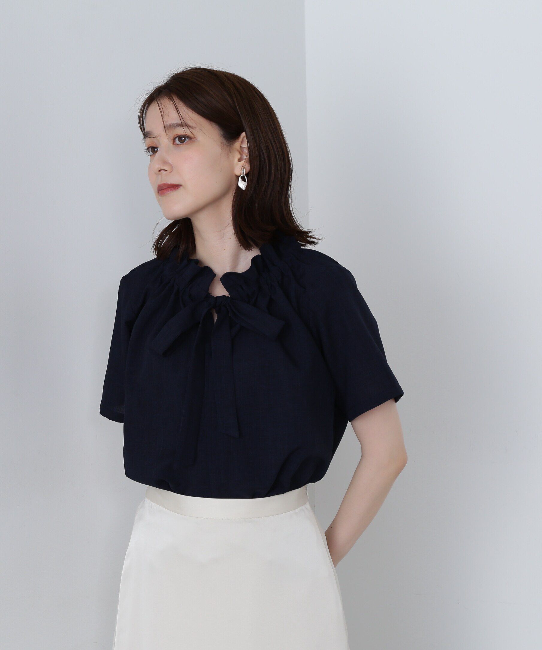  「ドライタッチポプリンフリルリボンタイブラウス」|シャツ・ブラウス|