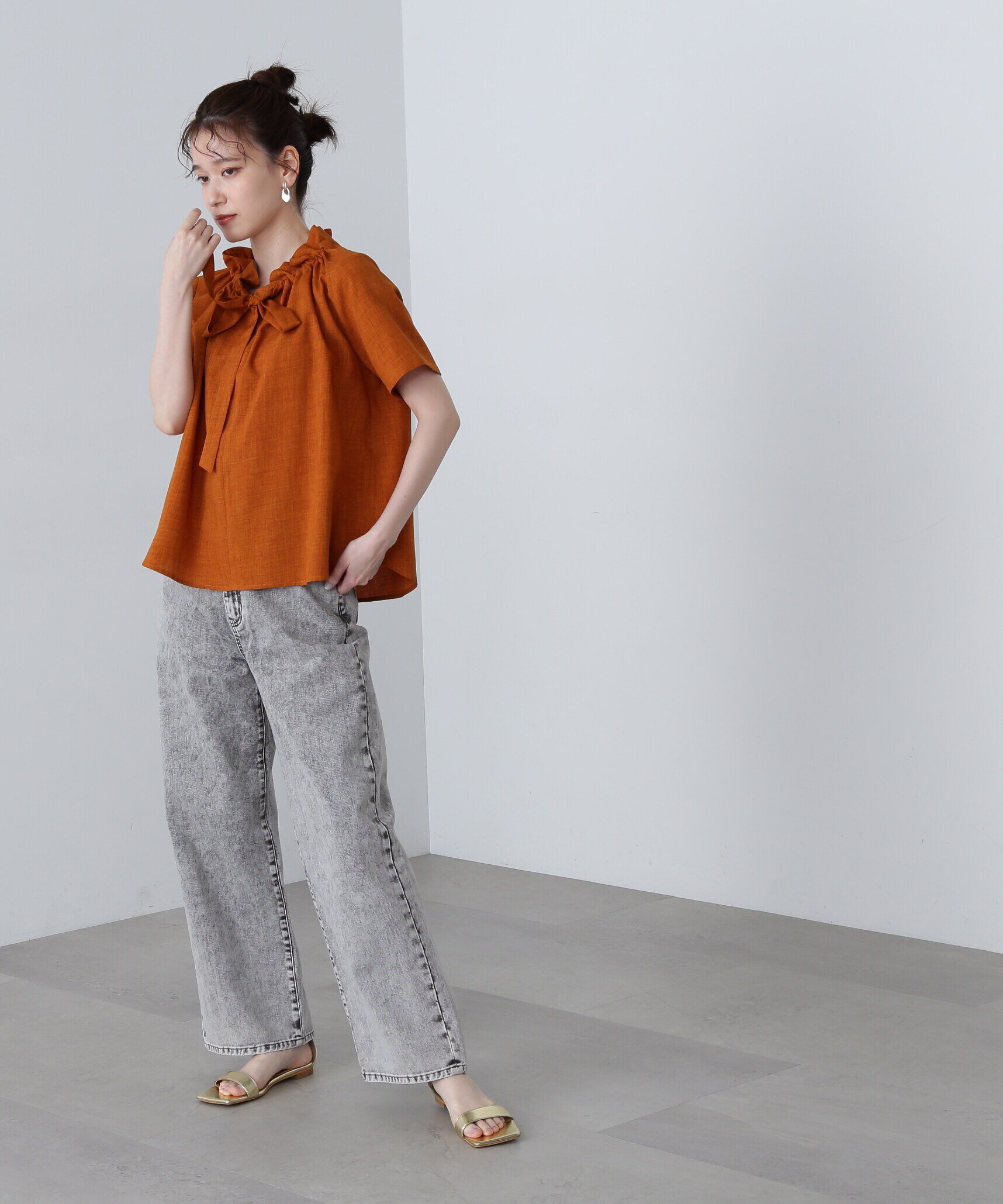  「ドライタッチポプリンフリルリボンタイブラウス」|シャツ・ブラウス|