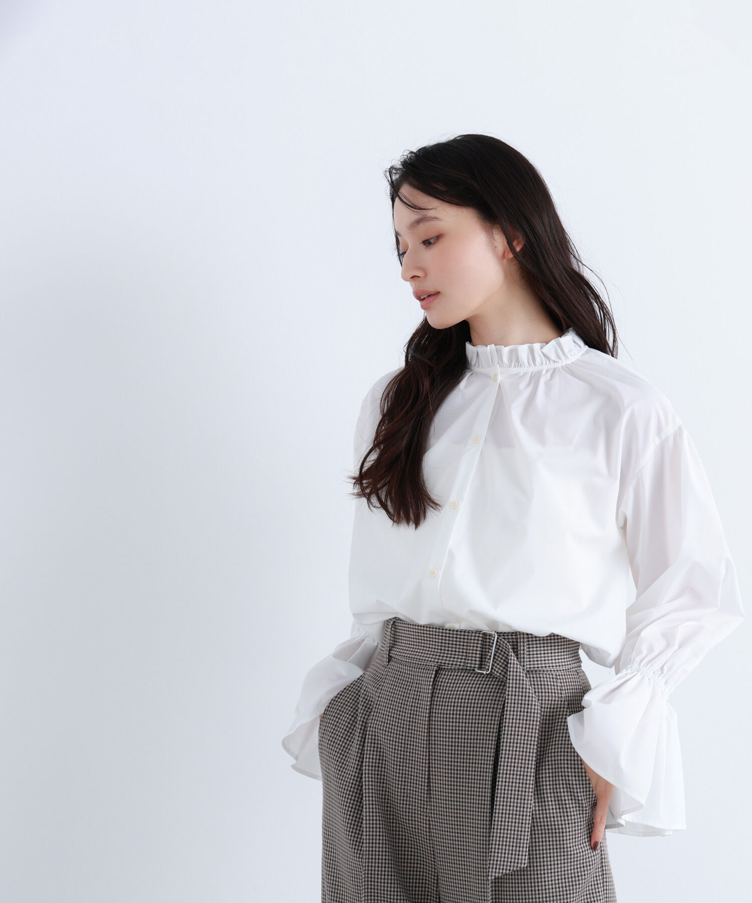  「フリルカフスハイネックブラウス」|シャツ・ブラウス|