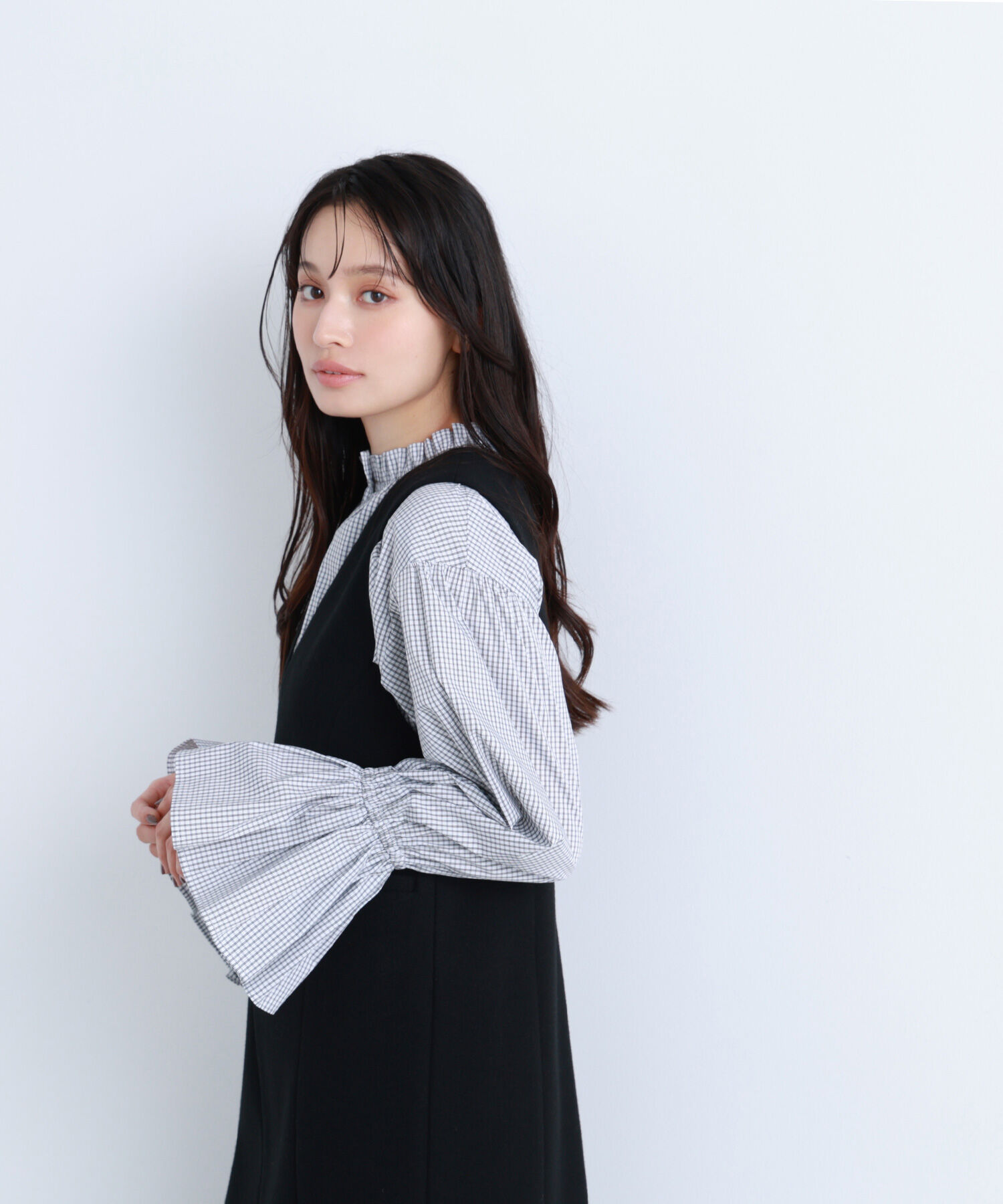  「フリルカフスハイネックブラウス」|シャツ・ブラウス|