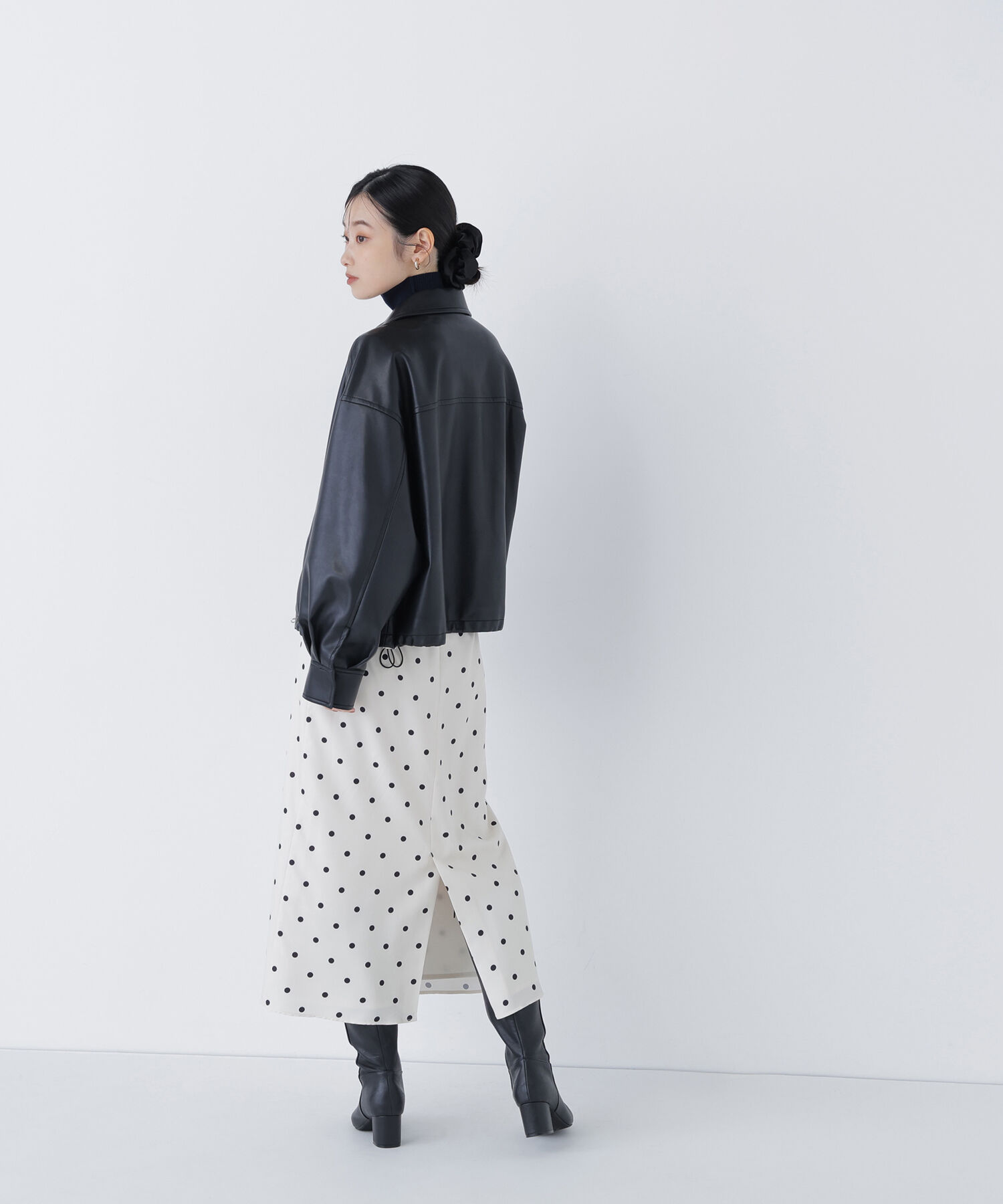  「ドットサテンタイトスカート」|スカート|