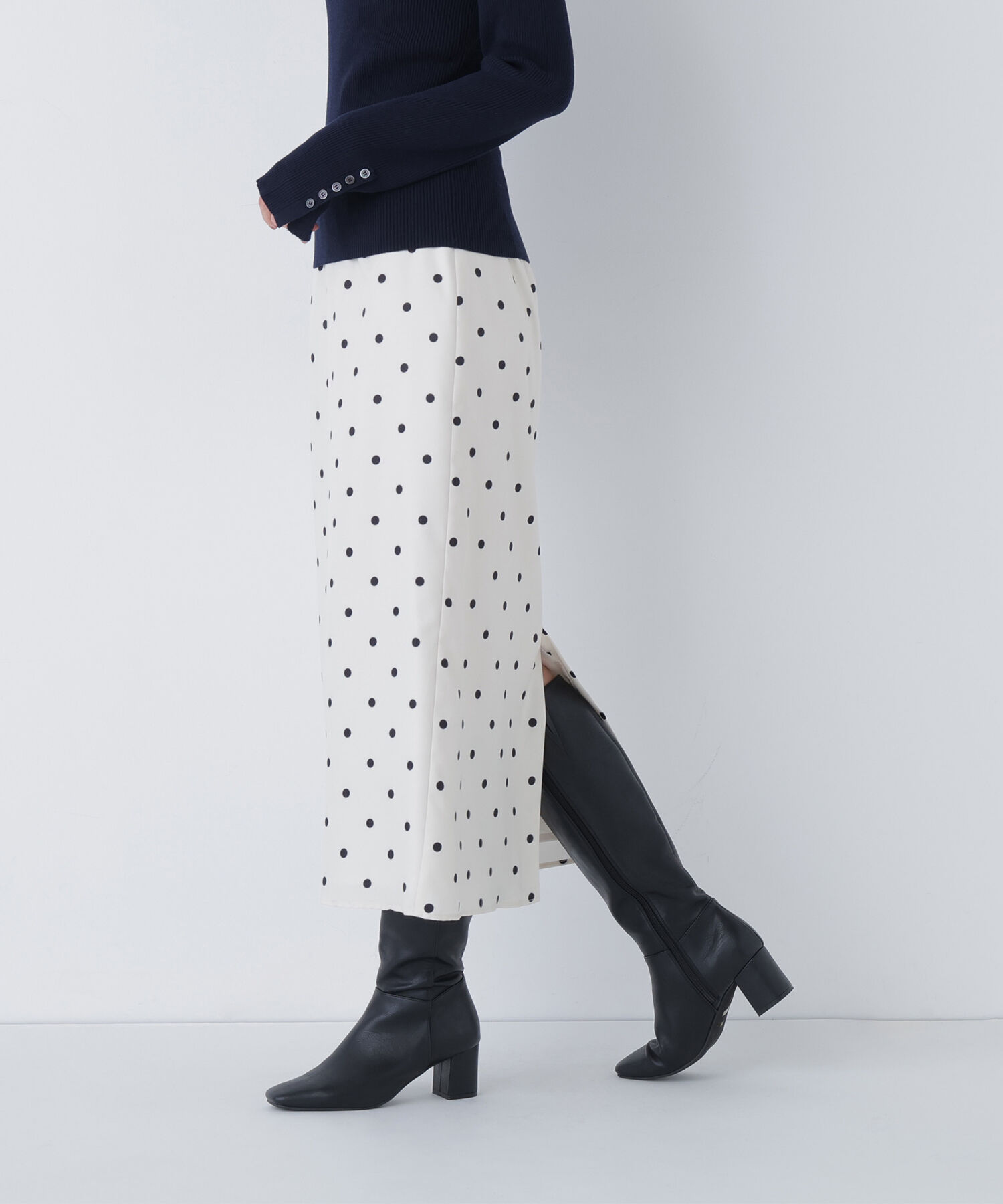  「ドットサテンタイトスカート」|スカート|