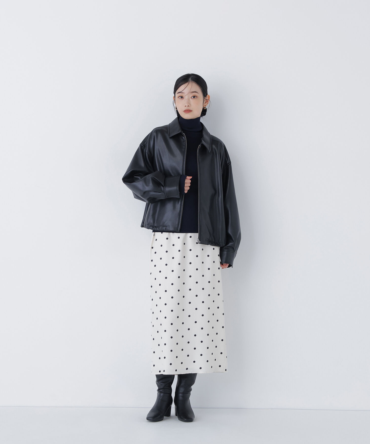  「ドットサテンタイトスカート」|スカート|