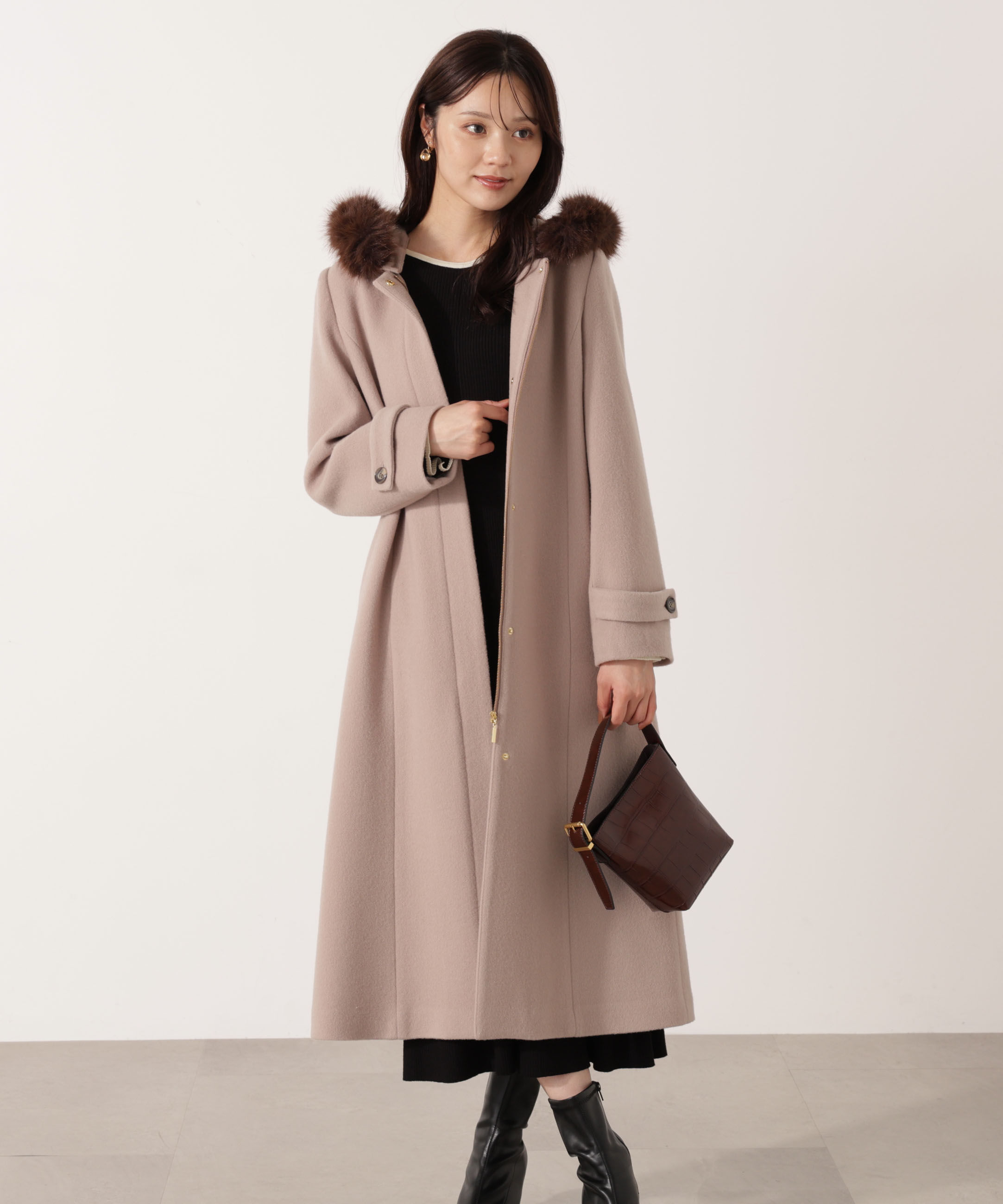 モッサフードフェイクファーロングコート 25AW（PROPORTION BODY