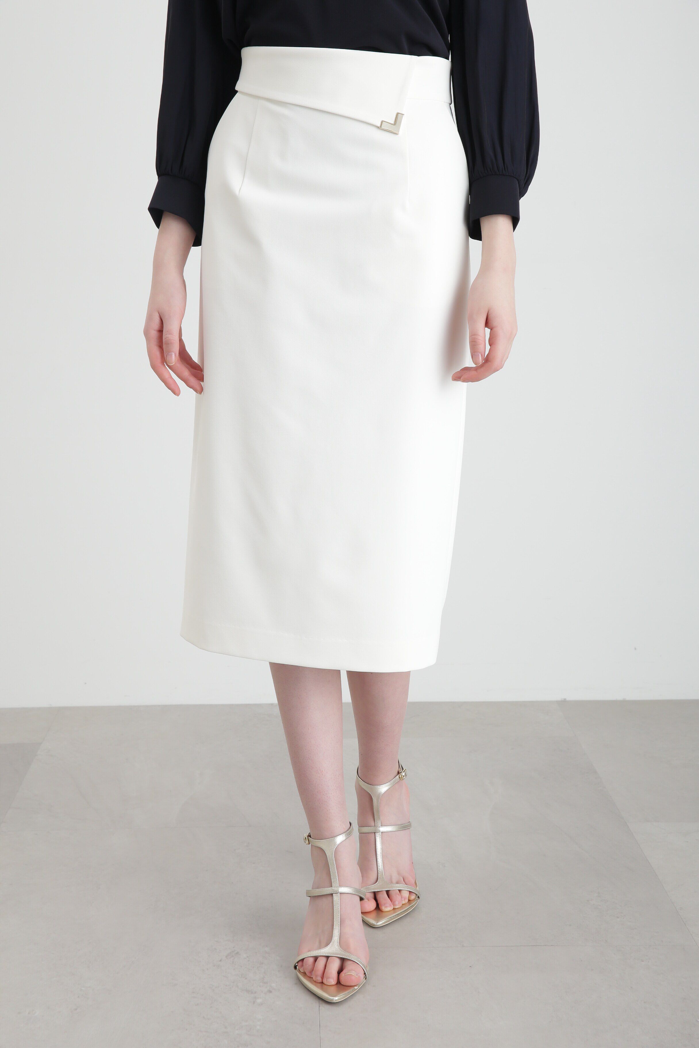  「◆Ｌ字メタルタイトスカート」|スカート|ホワイト