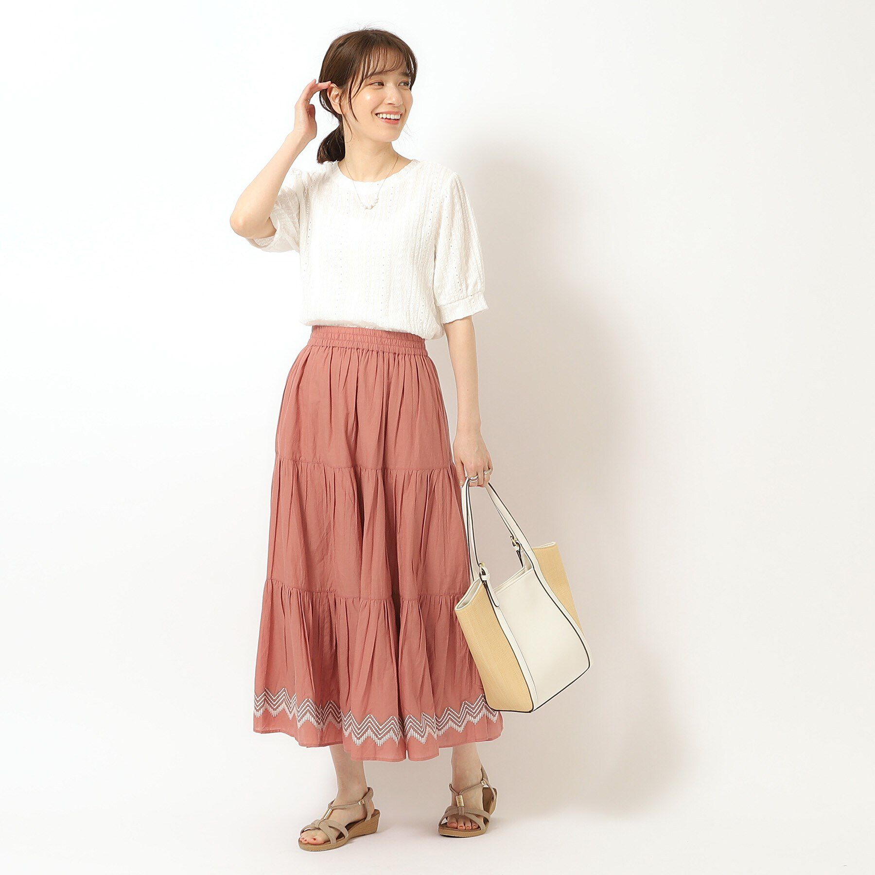 SHOO･LA･RUE「【洗える/インド綿100％】ふわっと揺れる ティアード刺繍スカート」|スカート|