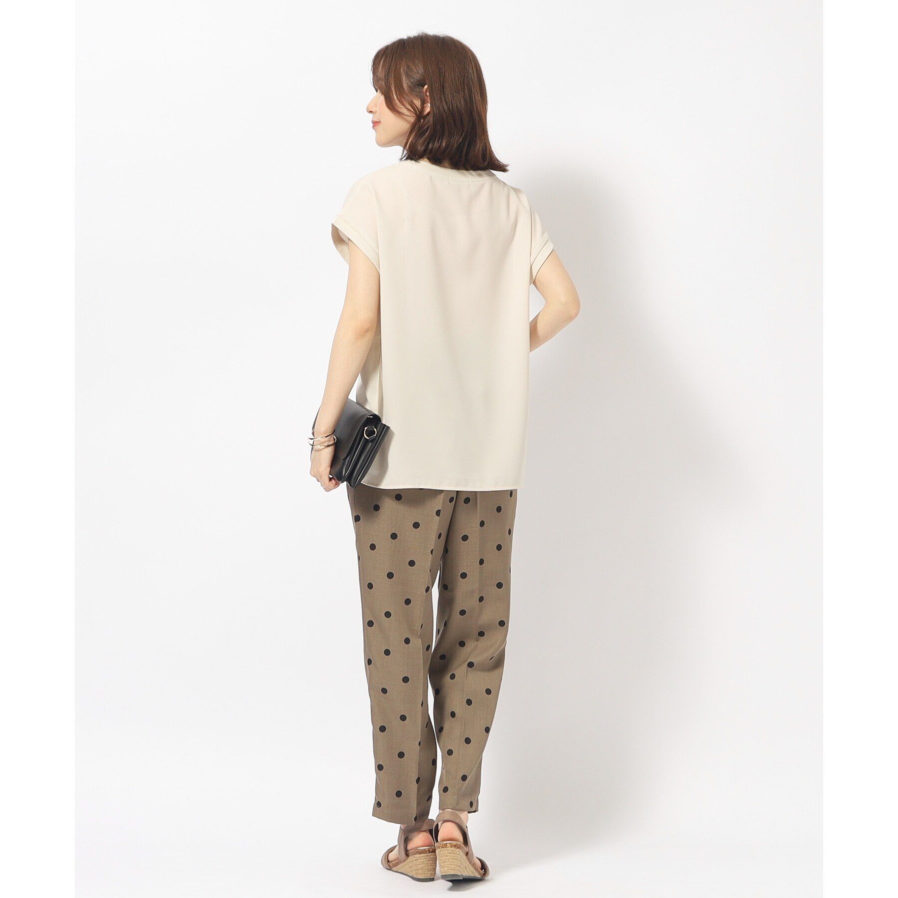 SHOO･LA･RUE「大人のフェミニンカジュアルに シアージョーゼットロゴTシャツ」|Tシャツ・カットソー|