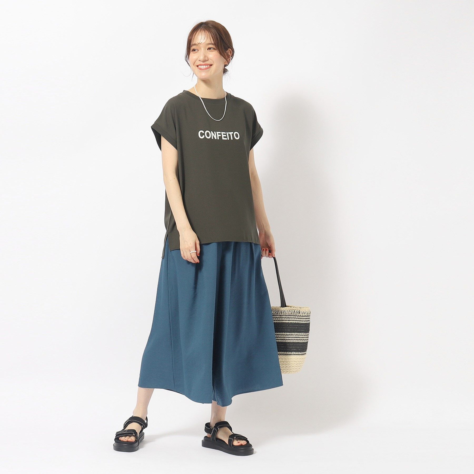 SHOO･LA･RUE「大人のフェミニンカジュアルに シアージョーゼットロゴTシャツ」|Tシャツ・カットソー|
