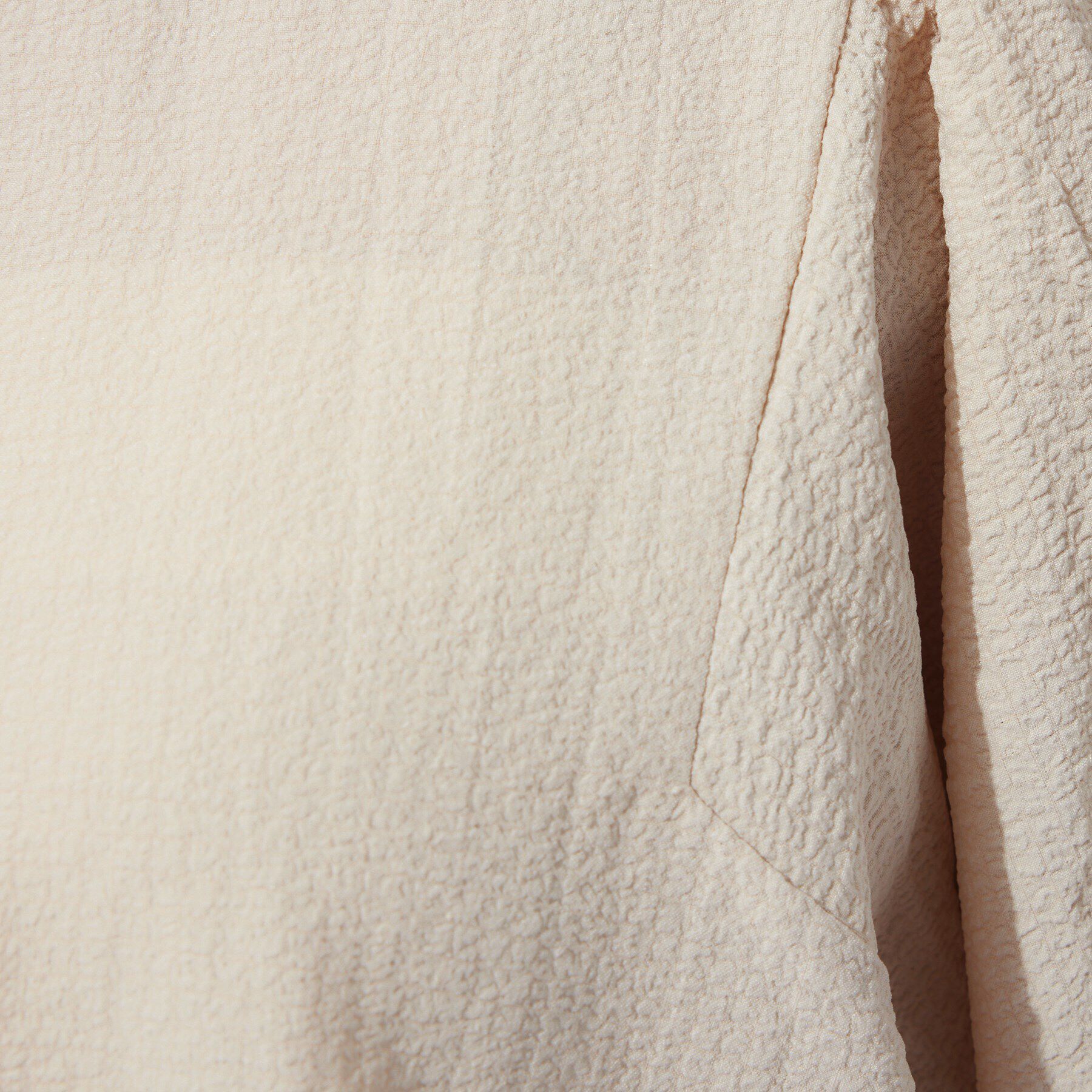 SHOO･LA･RUE「【洗える】1枚で大人可愛く ギャザー袖 しぼしぼブラウス」|シャツ・ブラウス|