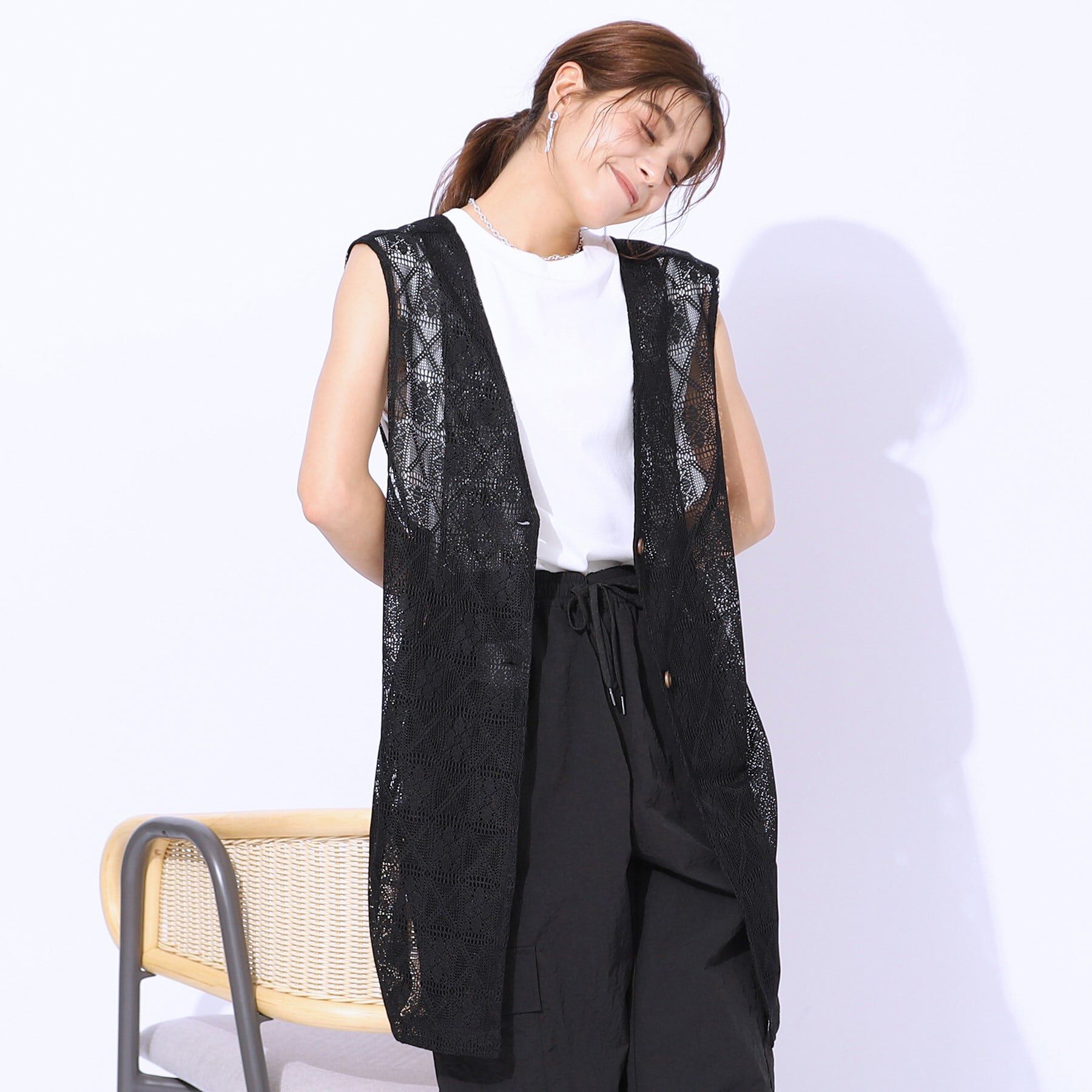 SHOO･LA･RUE「【前後2WAY】コーデのアクセントに ミドル丈レースジレ」|ベスト・ジレ|ブラック(019)