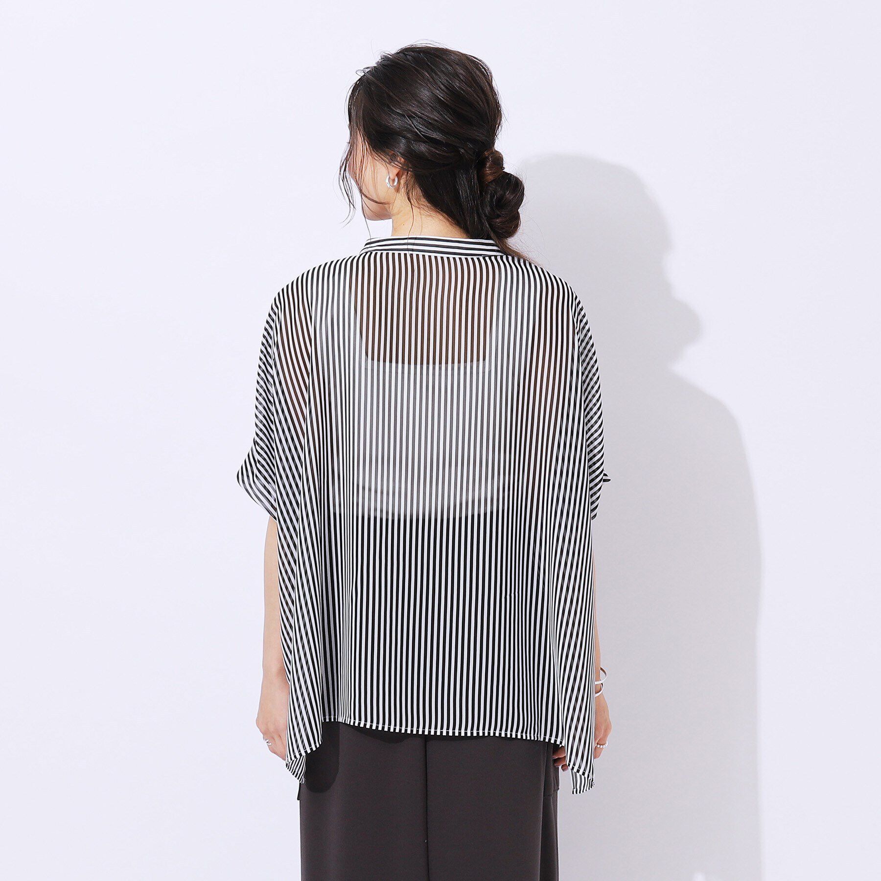 SHOO･LA･RUE「【洗える】大人っぽいシアー感 バンドカラーポンチョシャツ」|シャツ・ブラウス|