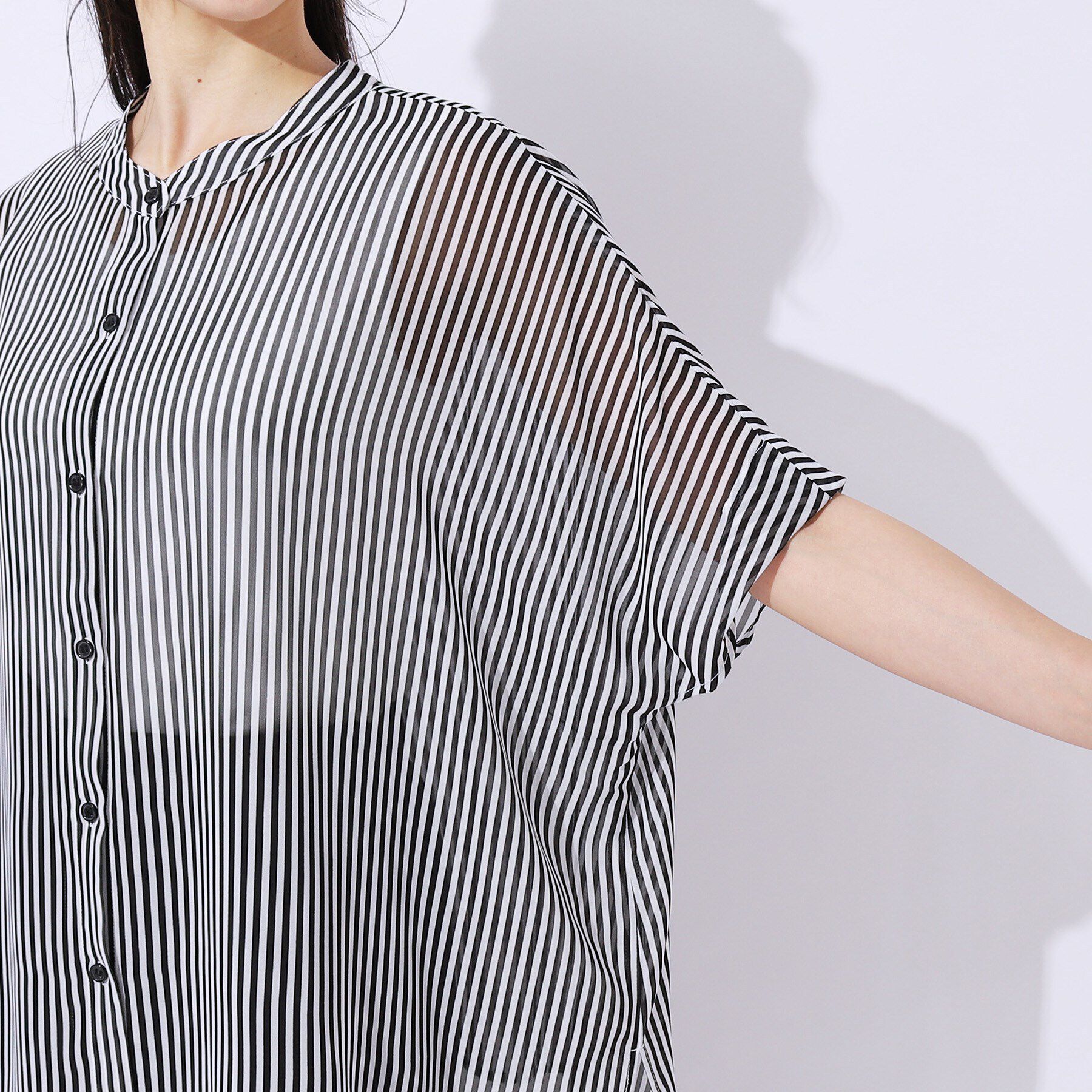 SHOO･LA･RUE「【洗える】大人っぽいシアー感 バンドカラーポンチョシャツ」|シャツ・ブラウス|