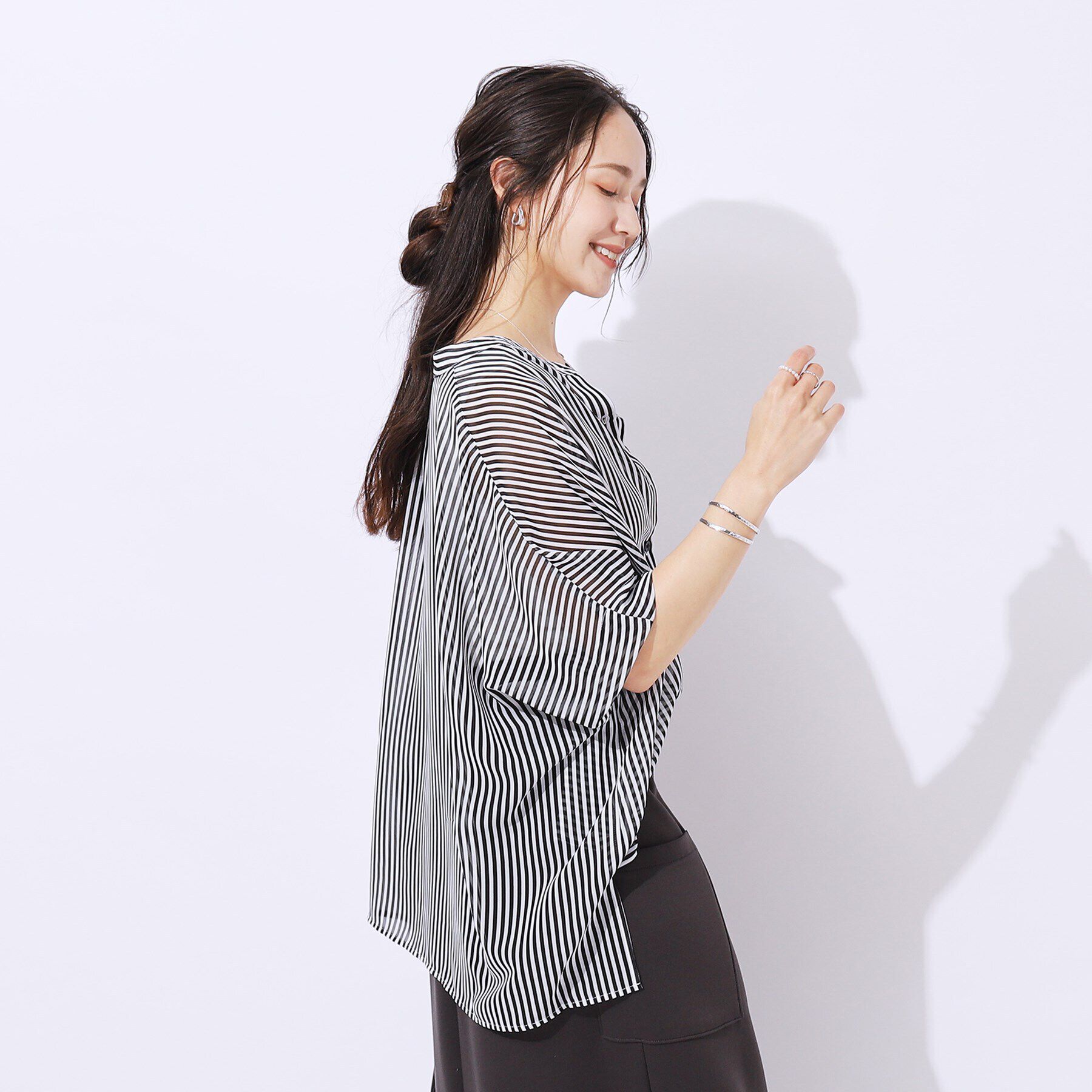 SHOO･LA･RUE「【洗える】大人っぽいシアー感 バンドカラーポンチョシャツ」|シャツ・ブラウス|