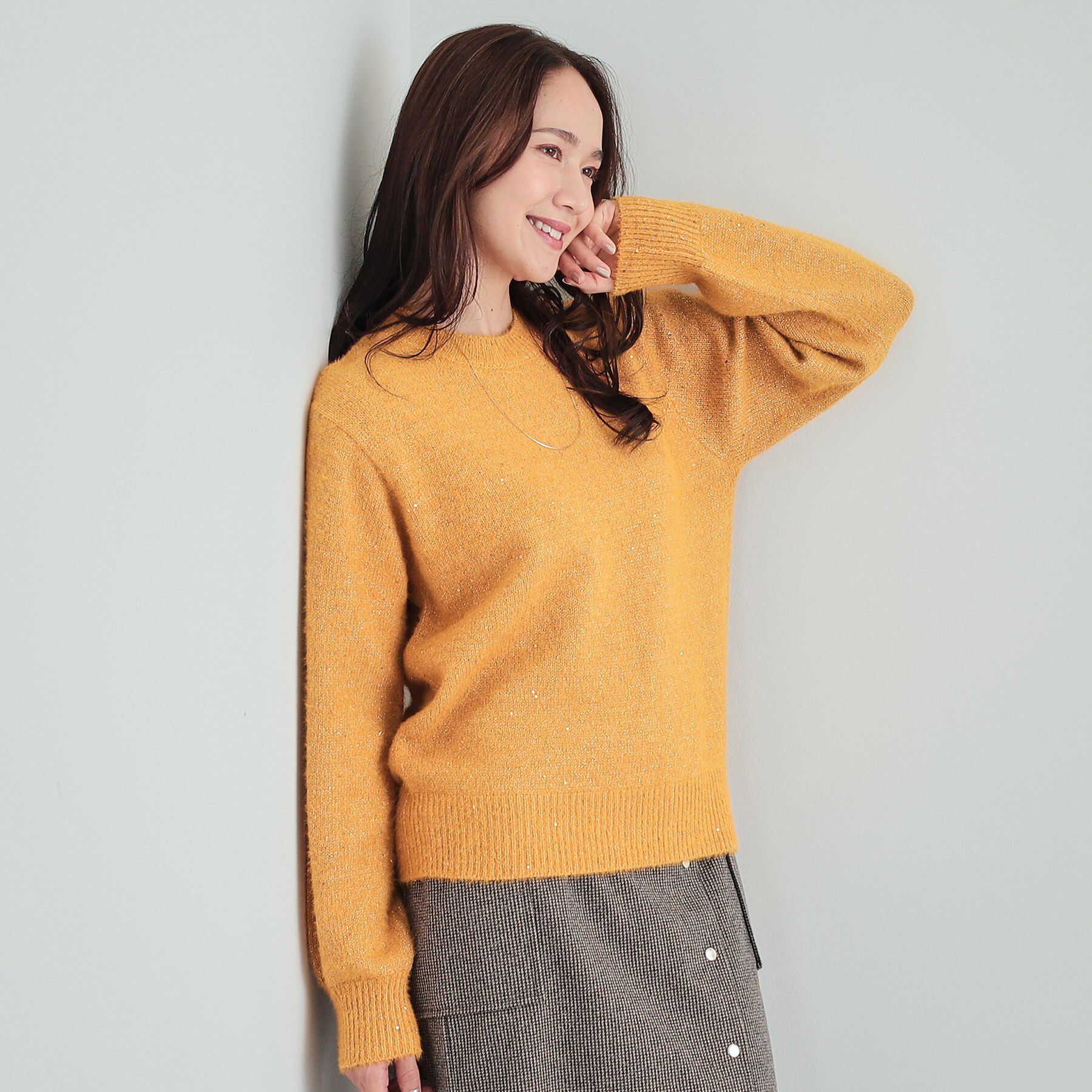 SHOO･LA･RUE「【高レビュー/S-LL】上品にキラリと華やぐ スパンコール フェザーニット」|ニット・セーター|イエロー(032)