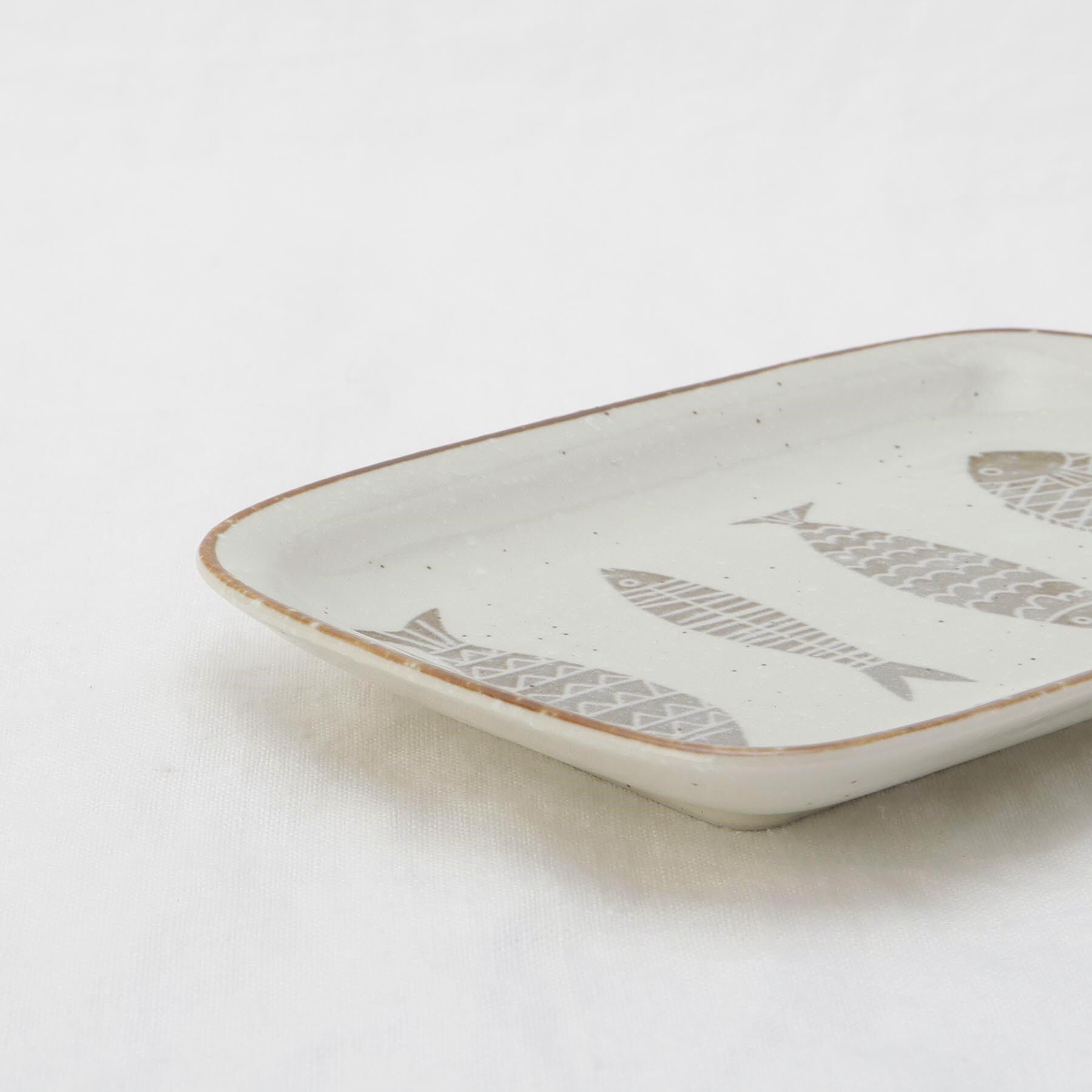 212 KITCHEN STORE「魚器 角小皿 BR」|食器・キッチングッズ|