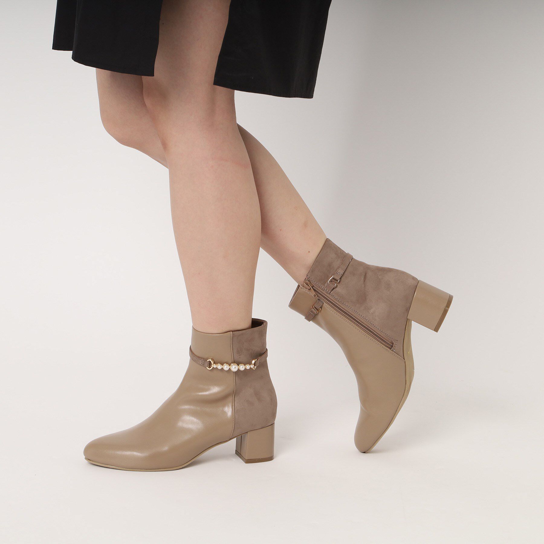 ESPERANZA「アーモンドトゥサイドフェイクパールショートブーツ」|ショートブーツ|