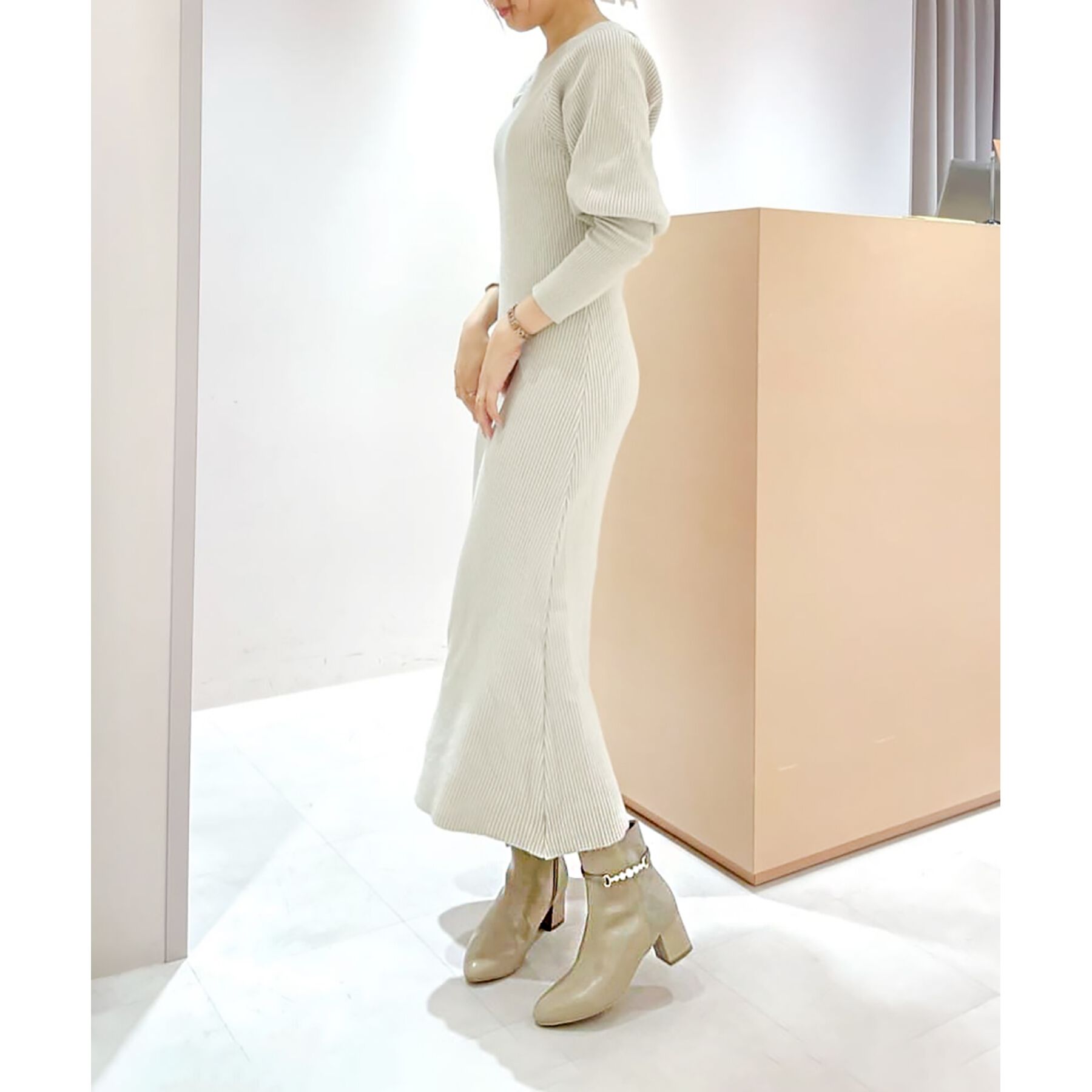 ESPERANZA「アーモンドトゥサイドフェイクパールショートブーツ」|ショートブーツ|