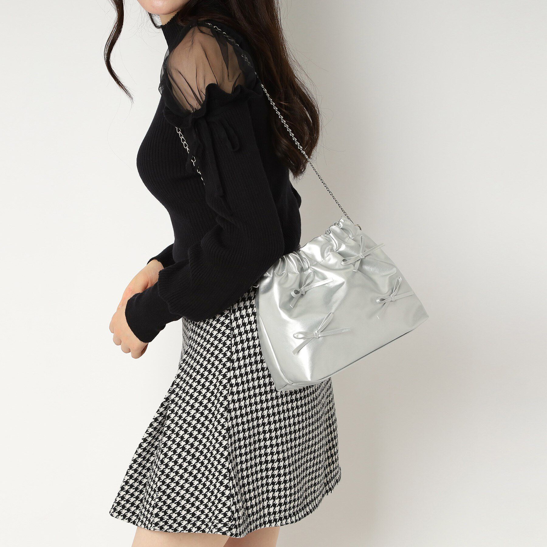 Ober Tashe「リールリボンチェーンショルダー」|ショルダー・メッセンジャー|