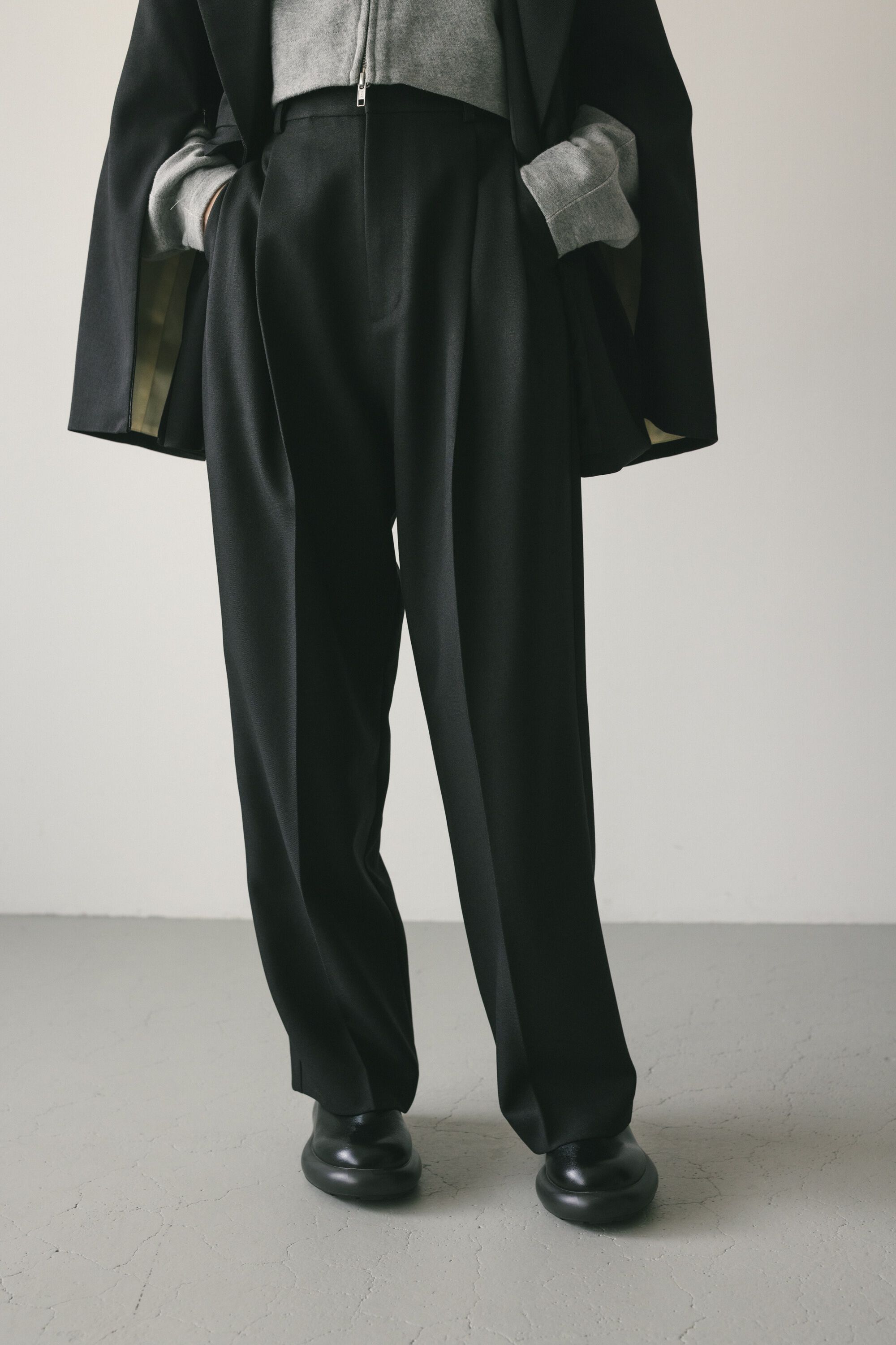 STYLEMIXER「センタープレス2タックパンツ」|その他|BLK