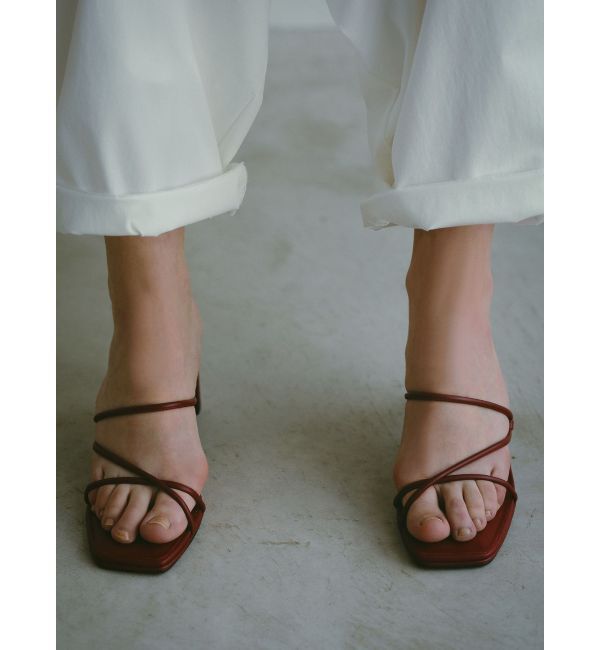 ELENDEEK「ASYME STRAP SANDAL」|サンダル|ボルドー