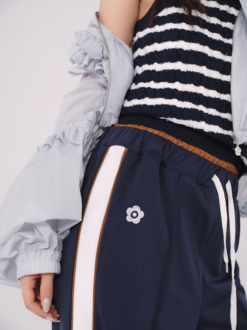 LILY BROWN「【LILY BROWN&times;MARY QUANT】デイジー刺繍アメスリケーブルニット」|ニット・セーター|