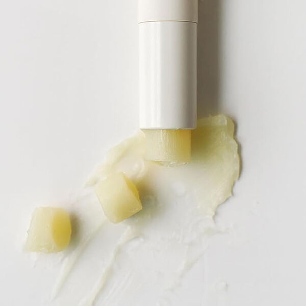  「SIORIS モア ザン リップバーム」|口元ケア|