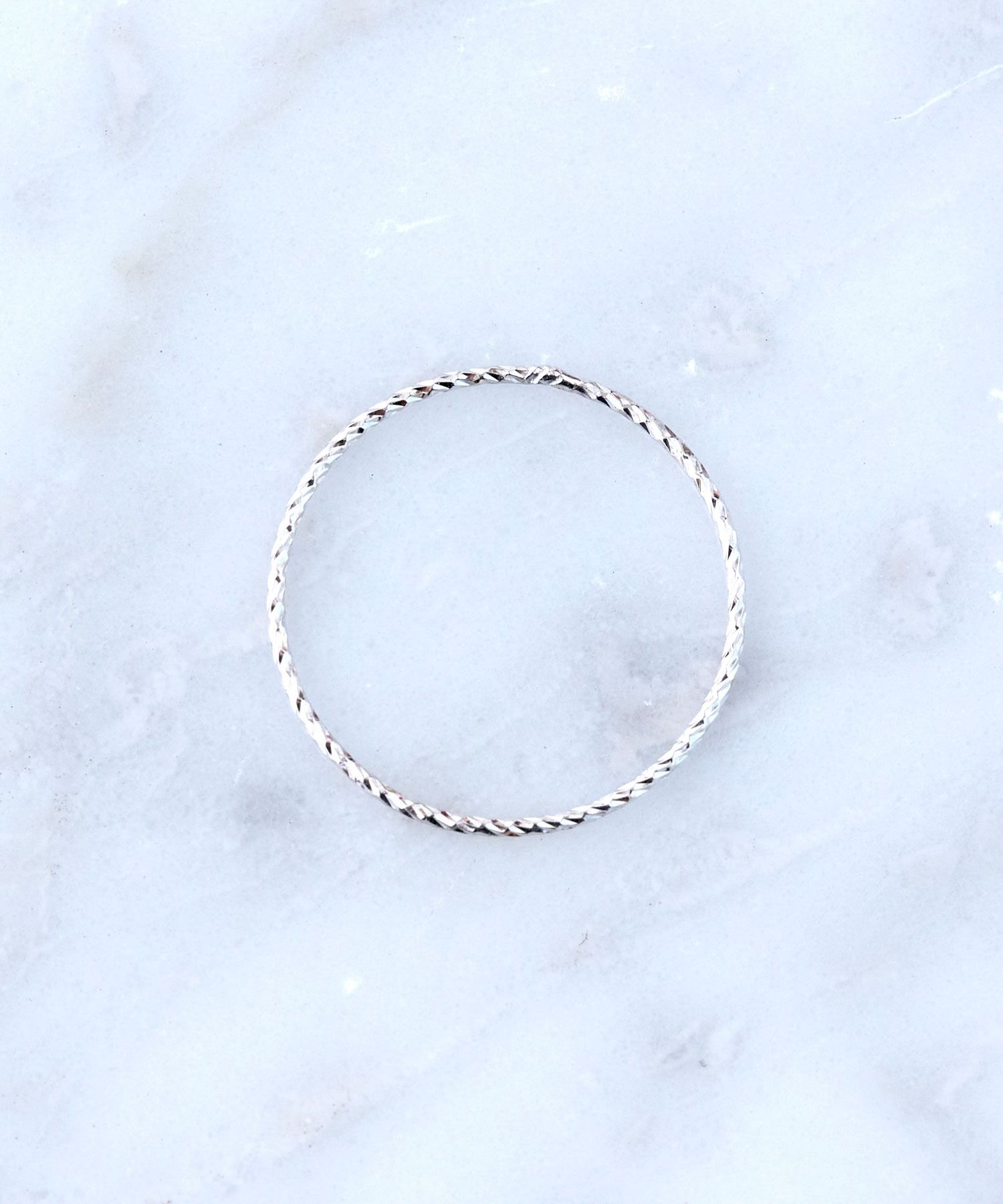 JUPITER「【シリーズ累計販売 1500点突破！】【K18WG】ベーシックスリムピンキーリング/good-luck」|リング|