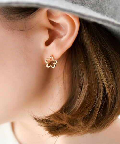 Phoebe「ブルームラインビジューピアス」|ピアス|