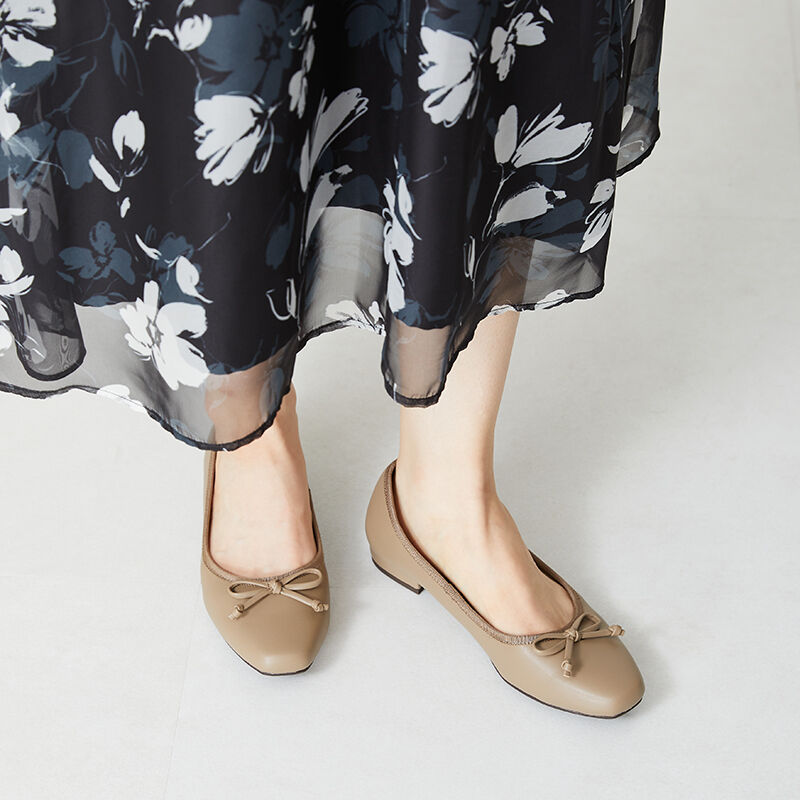 WA Oriental TRaffic「スクエアトゥフラットバレエシューズ/32306」|パンプス|BEIGE