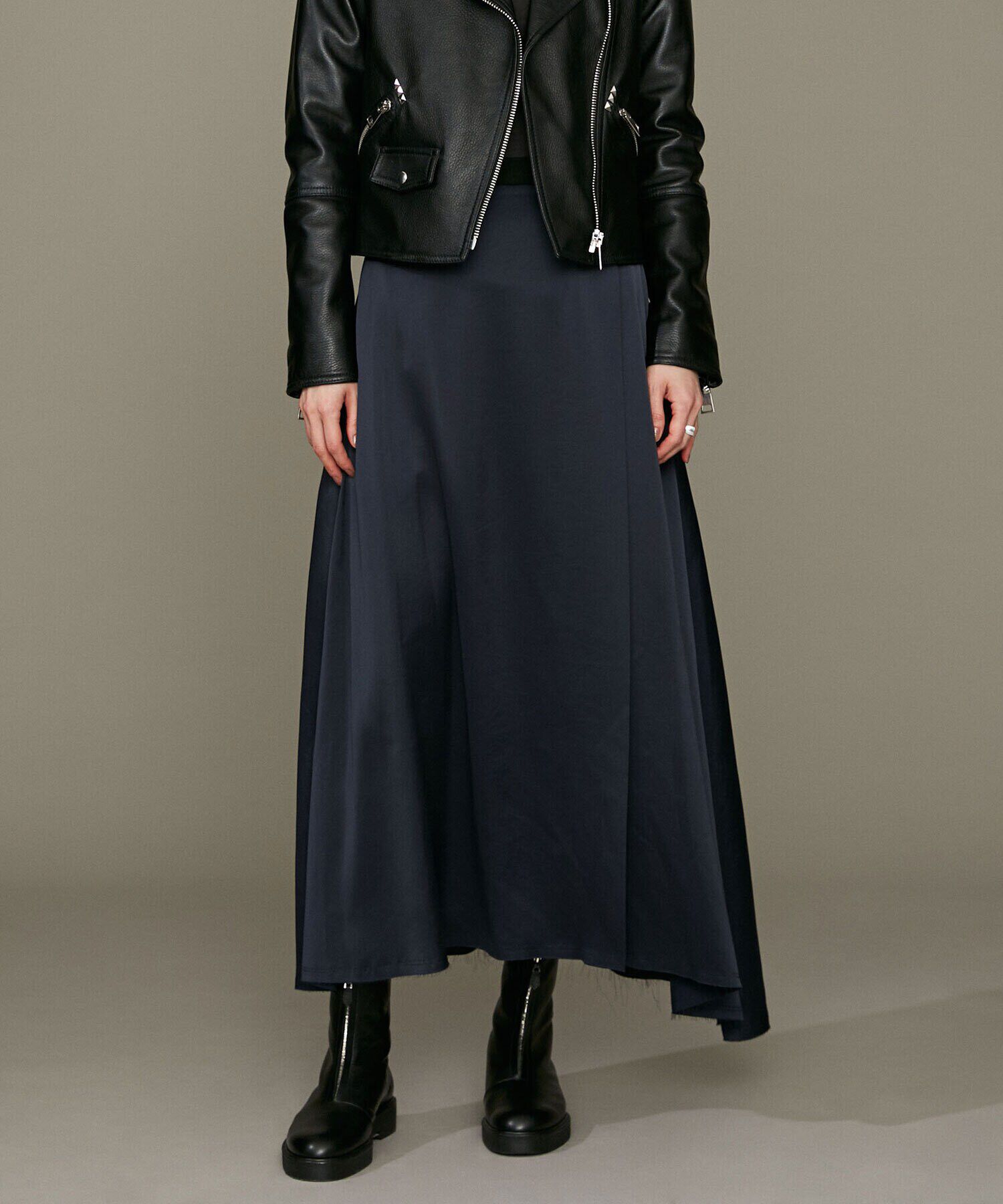 nano･universe「LB.01/イレヘムサテンウォッシュスカート」|スカート|ネイビー