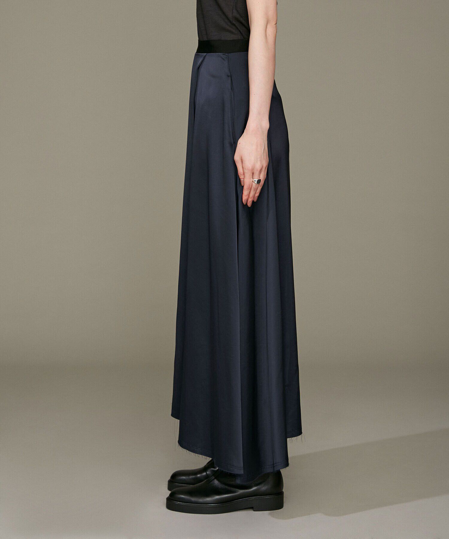 nano･universe「LB.01/イレヘムサテンウォッシュスカート」|スカート|