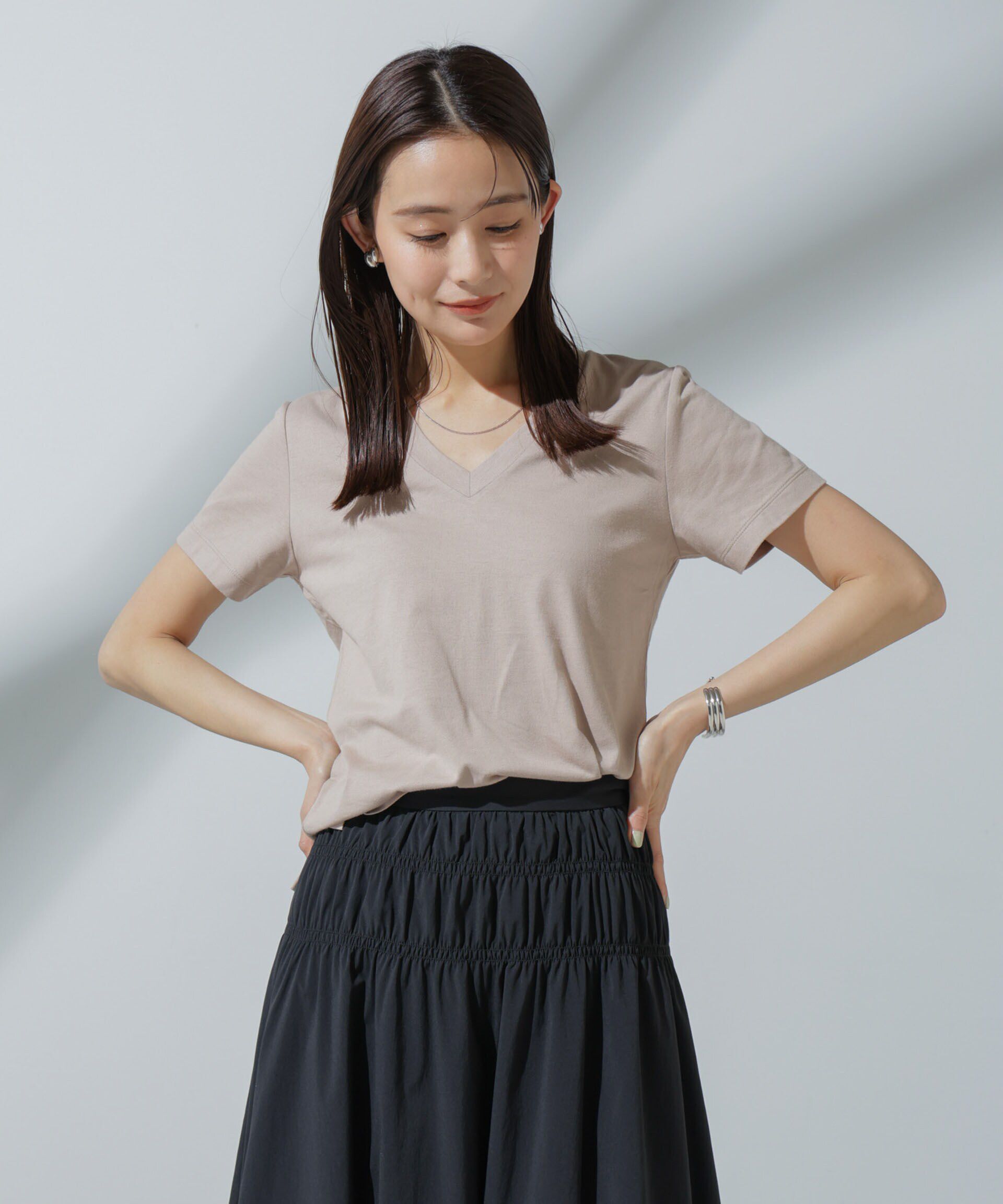 nano･universe「Anti Soaked(R) 汗染み防止 VネックTシャツ」|Tシャツ・カットソー|